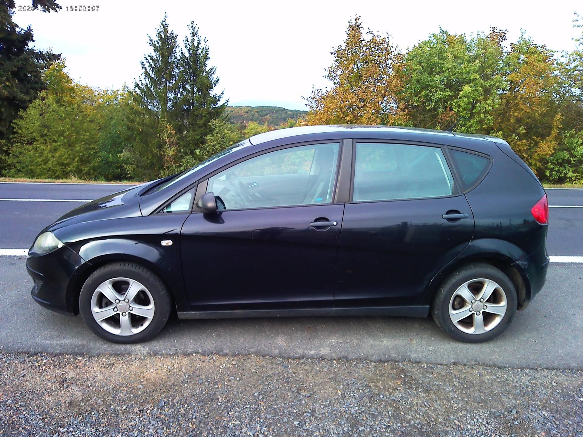Seat Altea, 1.6 i, 75 kW, klima, nová STK - fotka 2