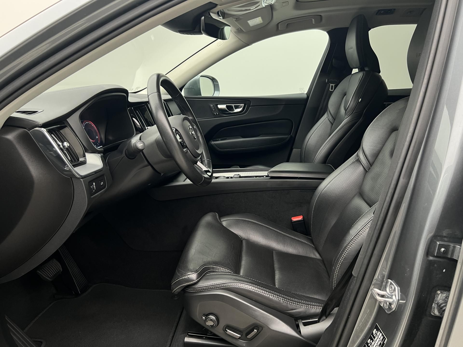 Volvo XC60, D4 INSCRIPTION AUT - fotka 3
