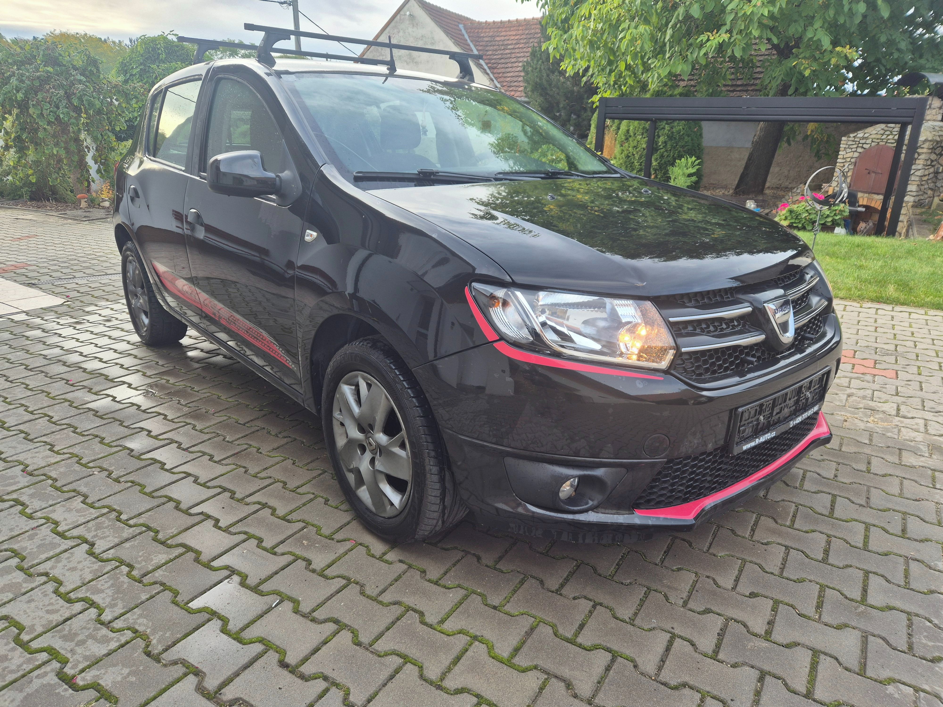 Dacia Sandero, 1,2 16V Supreme - fotka 3