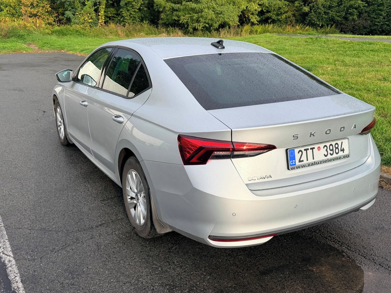 Škoda Octavia, SELECTION 2.OTDI 85KW FACELIFT - fotka 3