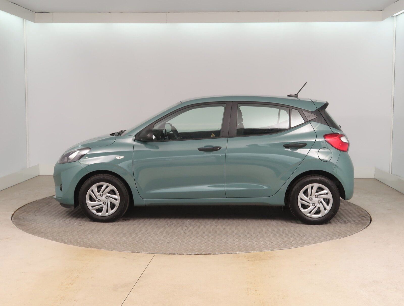 Hyundai i10, 1.0, Záruka, ČR,1.maj - fotka 3