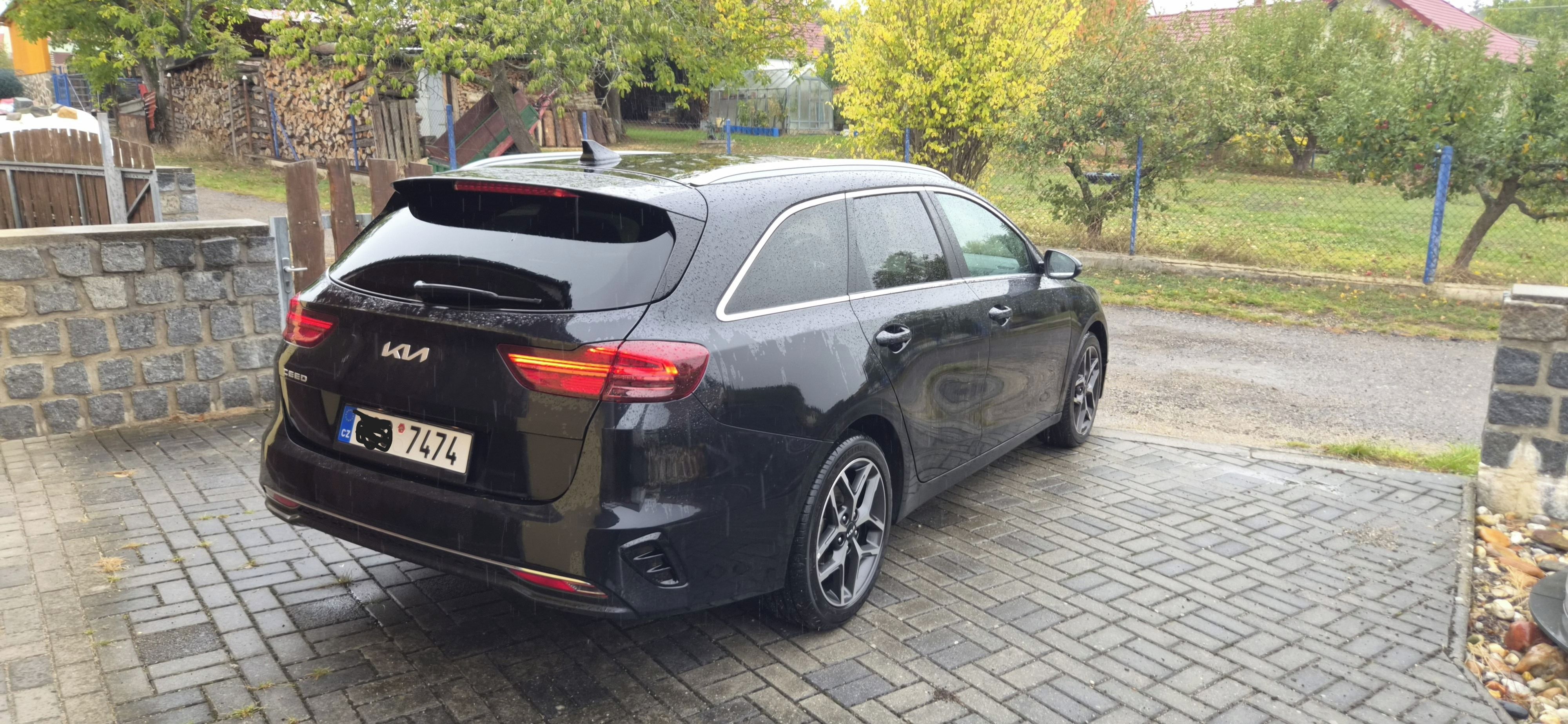 Kia Cee´d SW, Kia Cee´d SW, 7DCT TOP+Busines - fotka 4