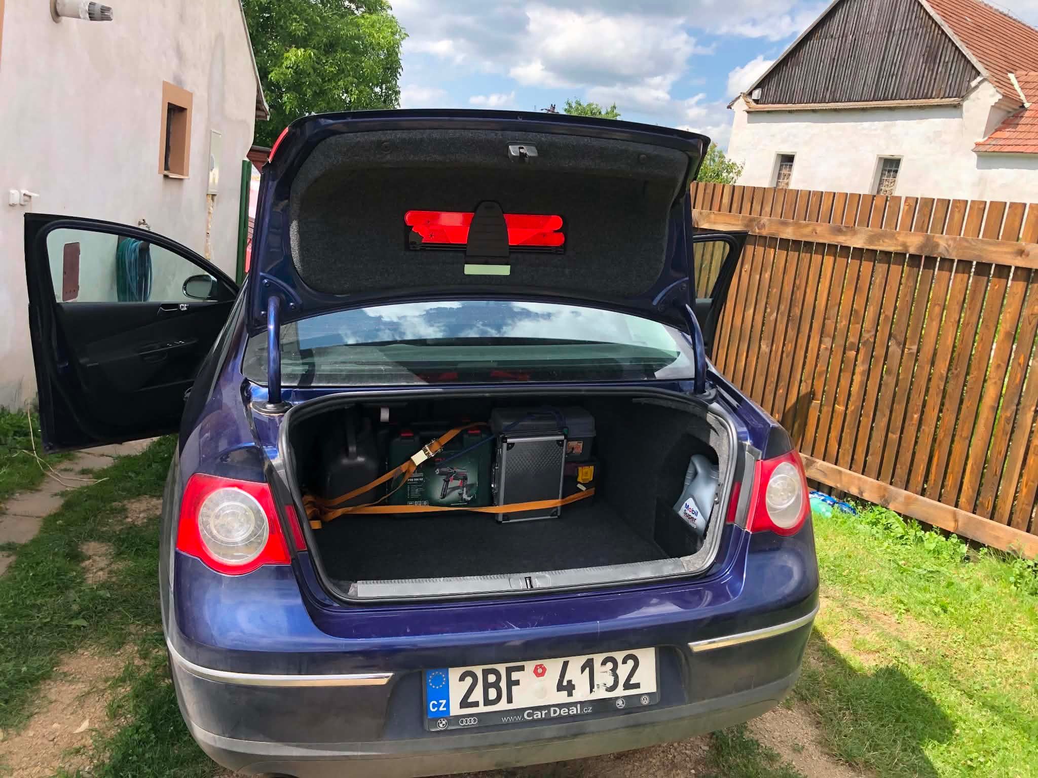Volkswagen Passat, 1.6 85kw - fotka 3
