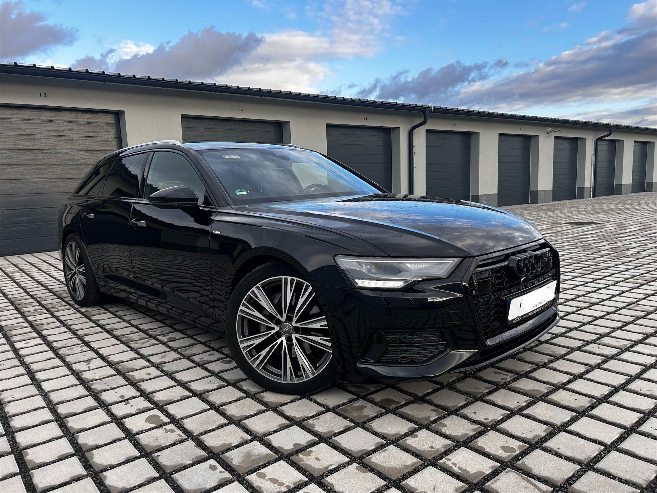 Audi A6, 3.0 TDi quattro S-line, vzduch - fotka 2