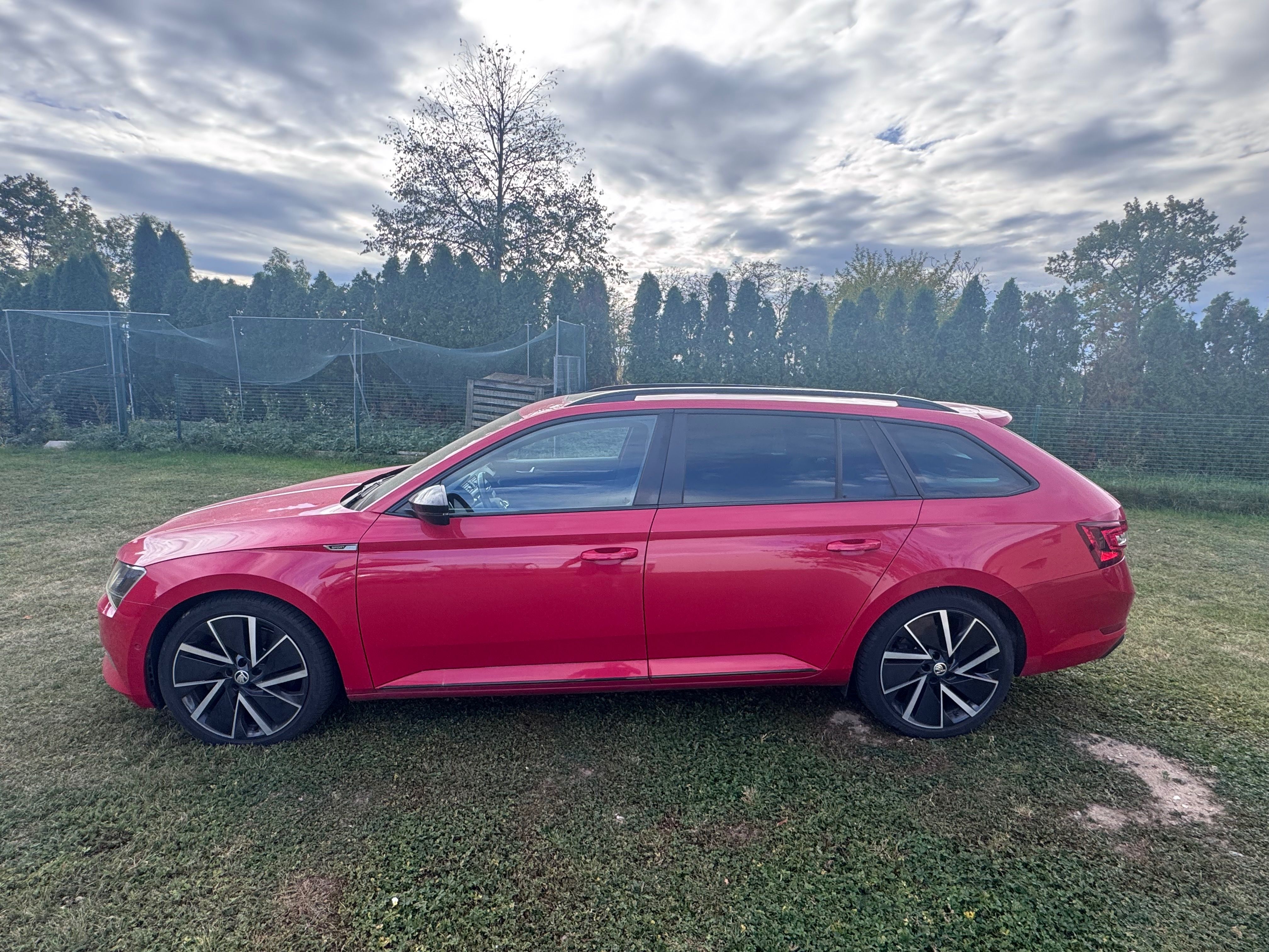 Škoda Superb, Superb 200 kw,4x4 sportline - fotka 4