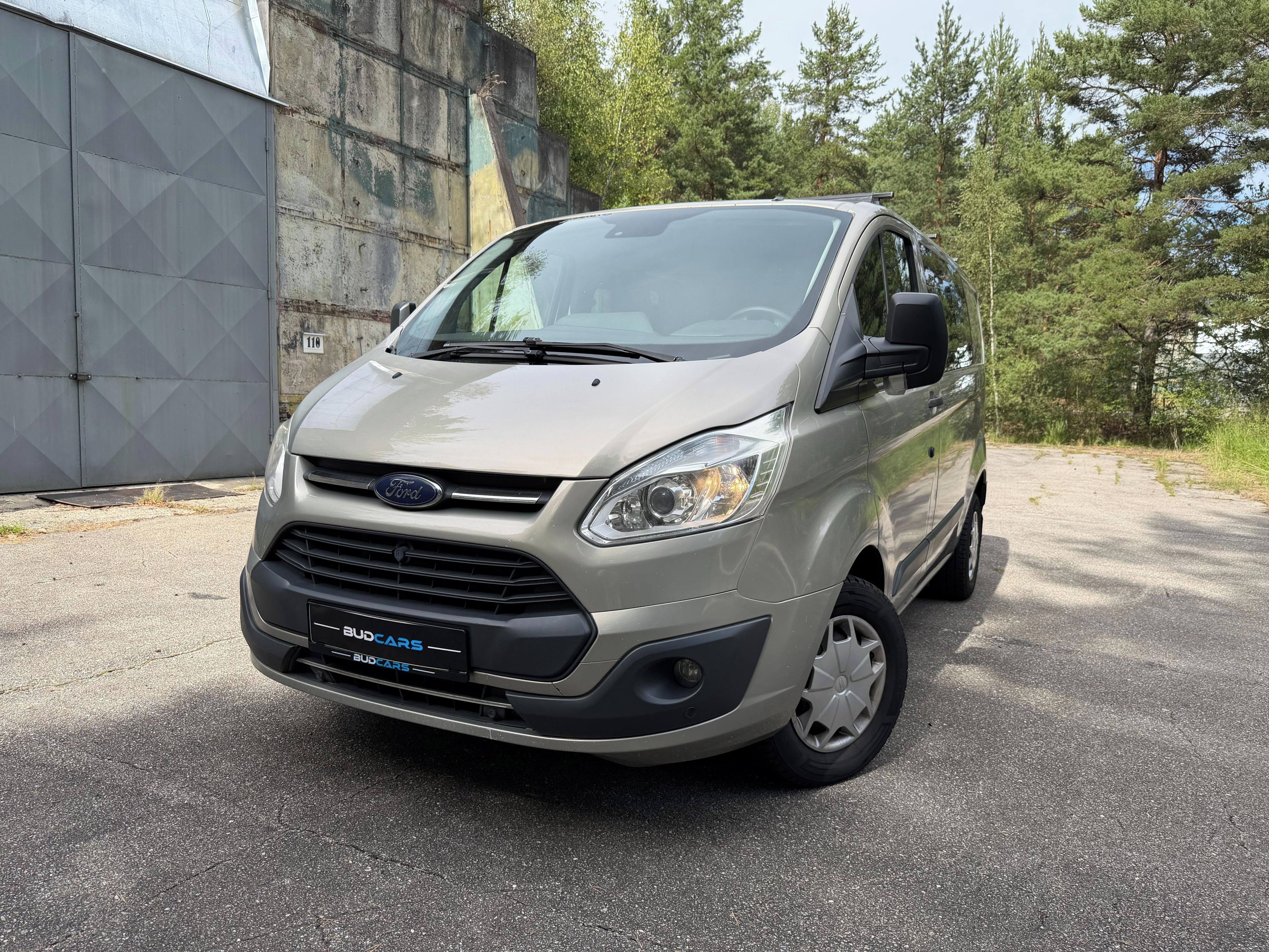 Ford Transit Custom, 2.0 96kW 6 míst Odpočet DPH