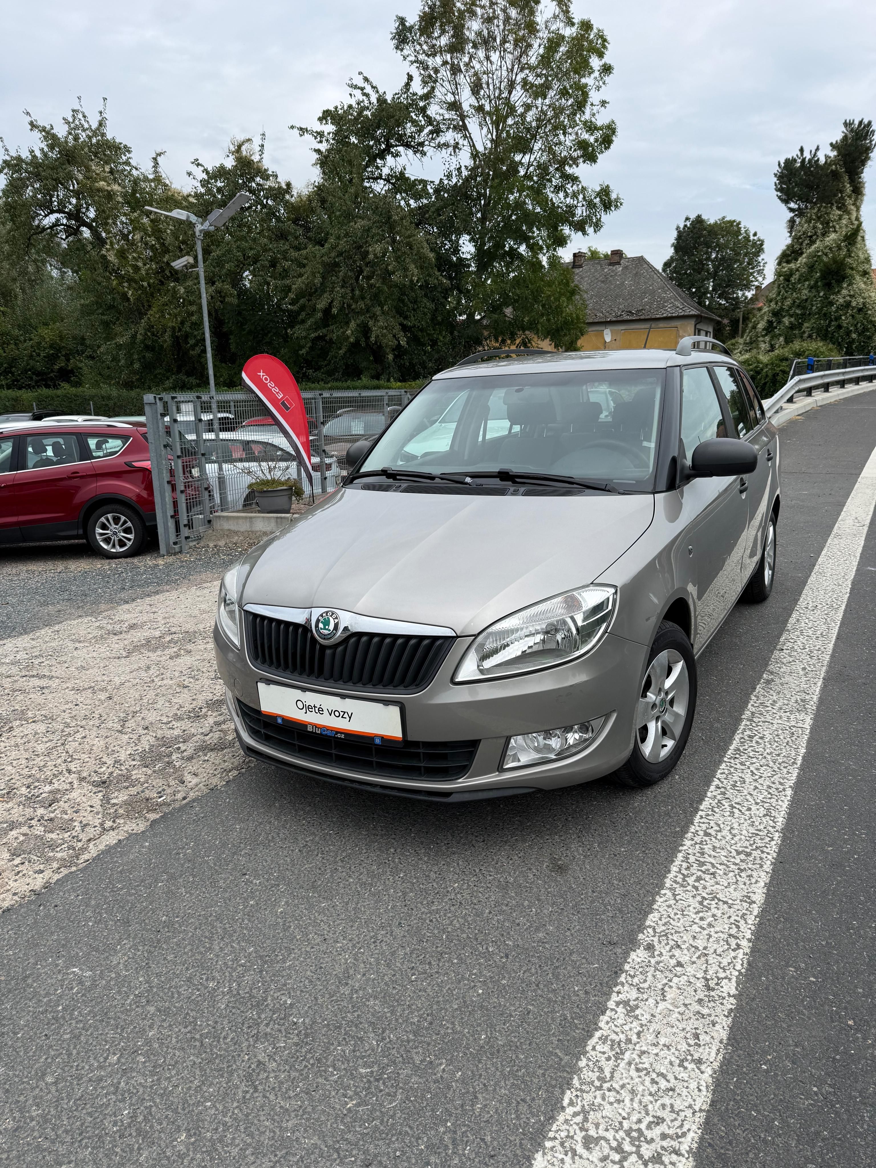 Škoda Fabia, 1.2i 51kW ČR 1.majitel Tažné