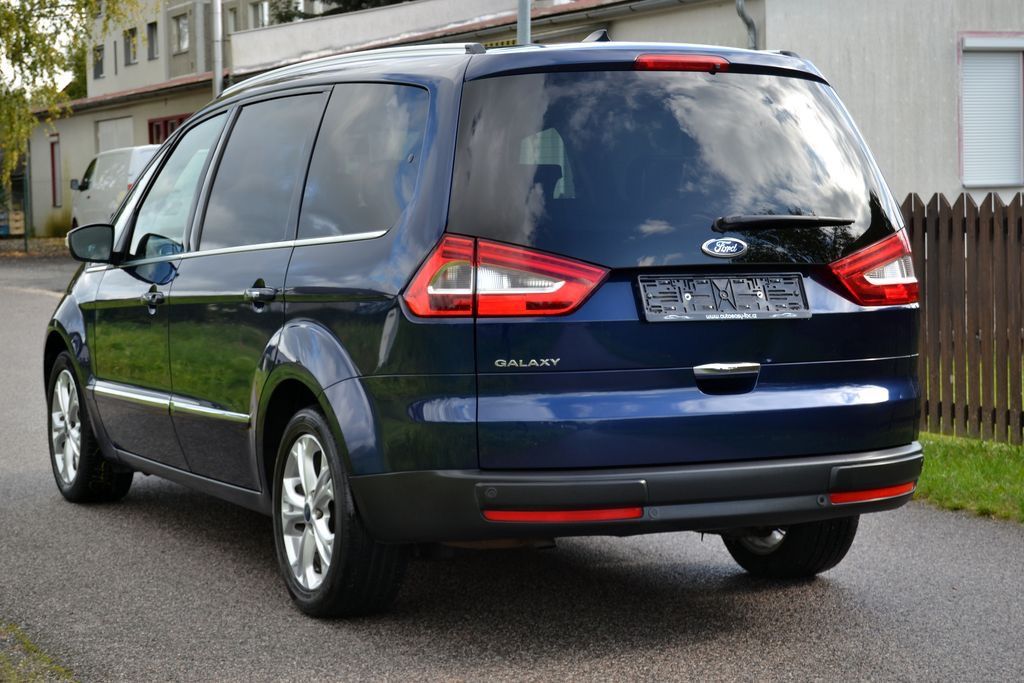 Ford Galaxy, 2.0 TDCI 103kW Titanium Xenon - fotka 2