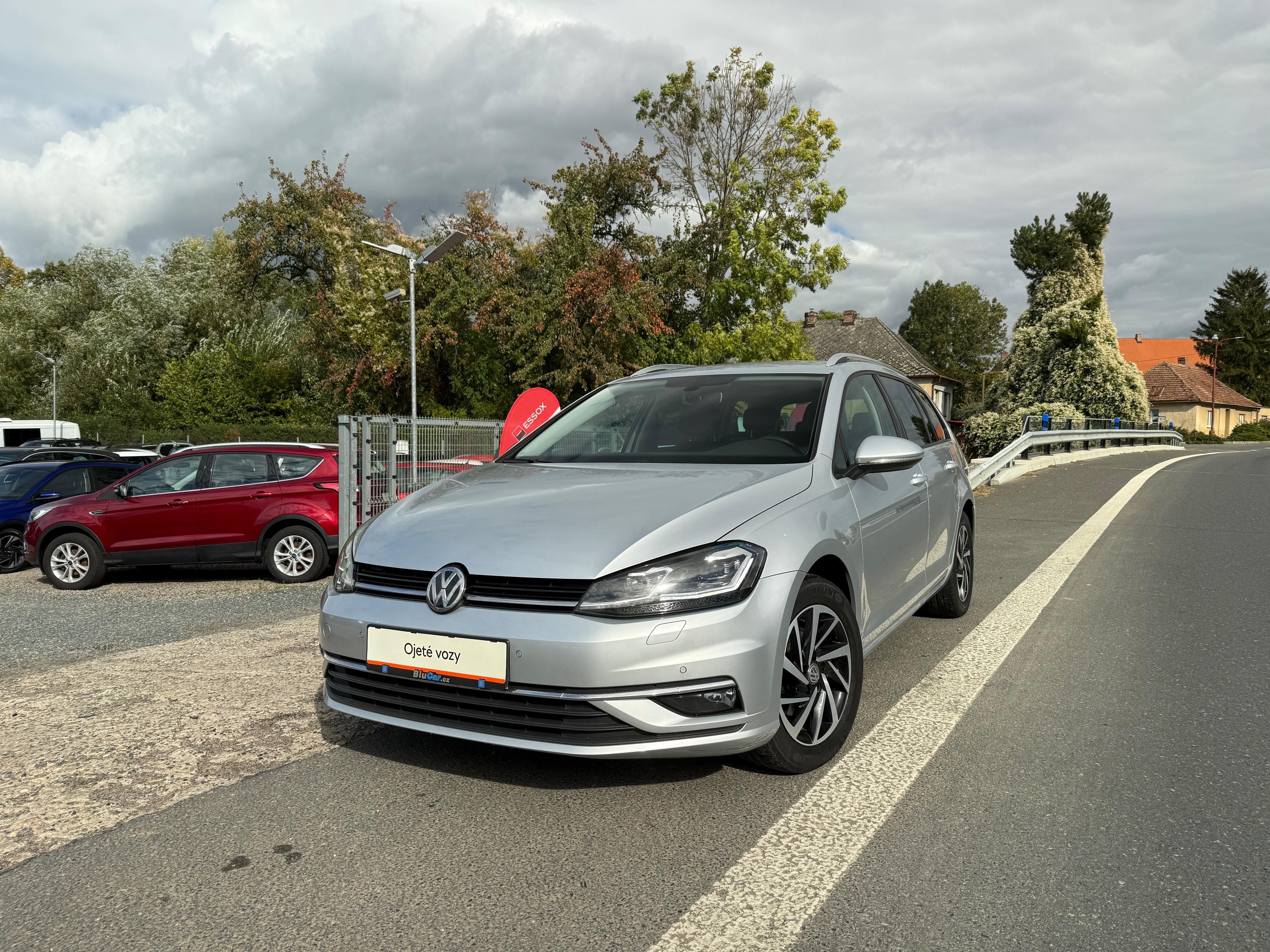 Volkswagen Golf, 1.6TDI Dsg Navi Led Acc Výhřev - fotka 3