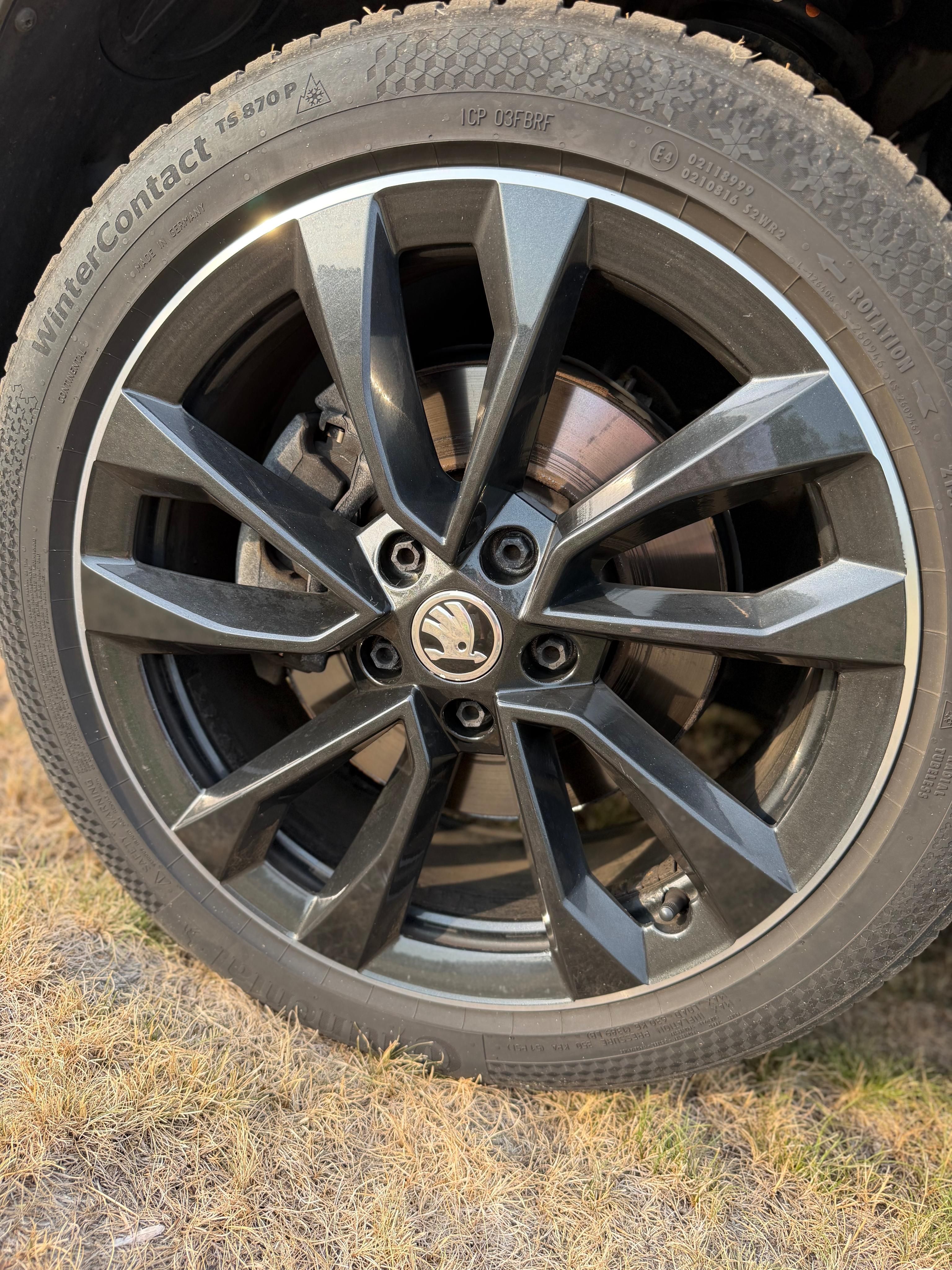 Škoda Karoq, Škoda Karoq 1.5 TSI Sportline - fotka 6