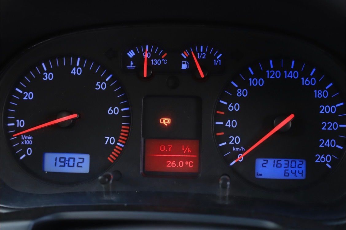 Volkswagen Golf, Volkswagen Golf 4 1.6 16V - fotka 6