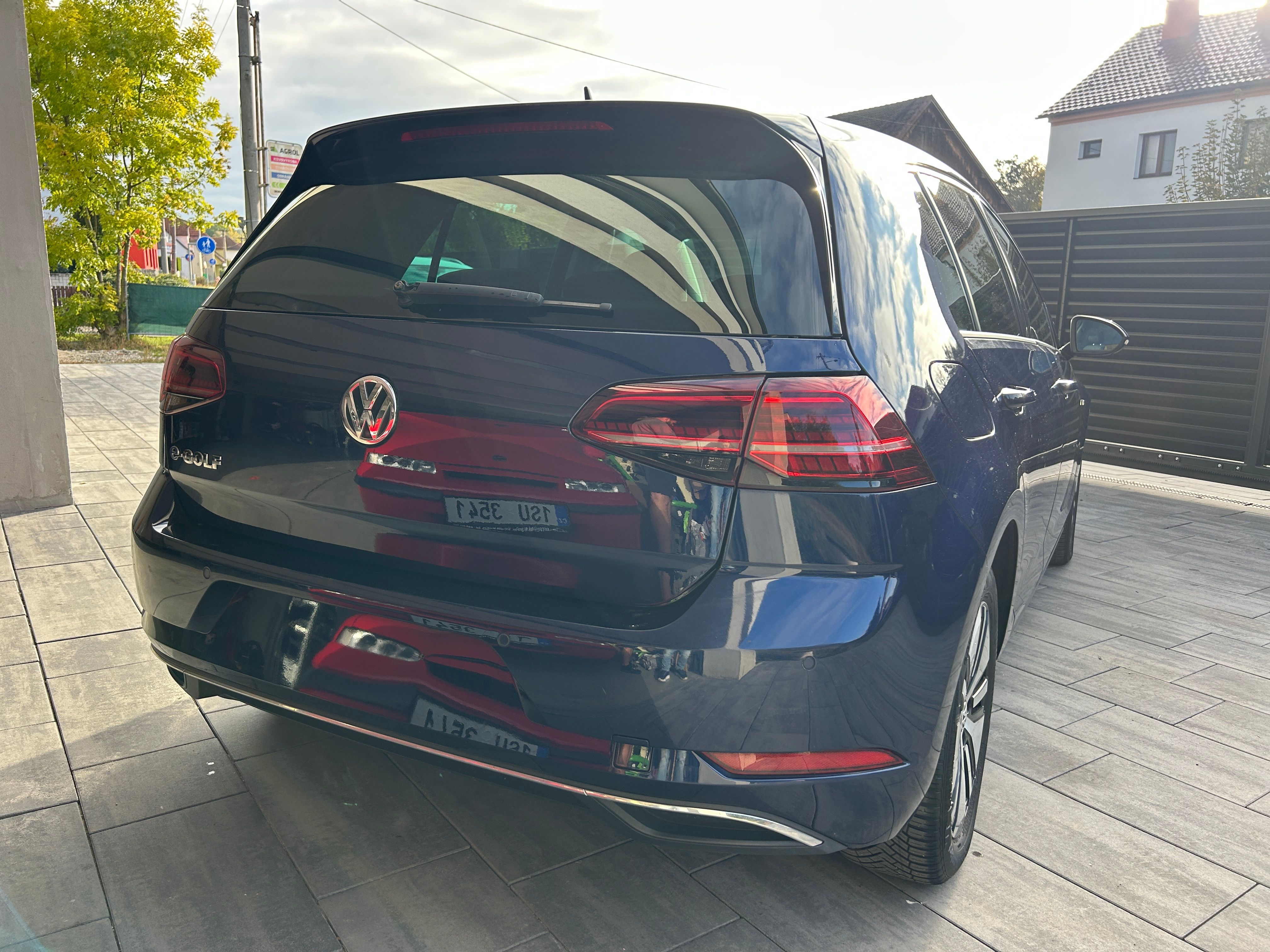 Volkswagen e-Golf, E- Golf Limited TČ - fotka 5