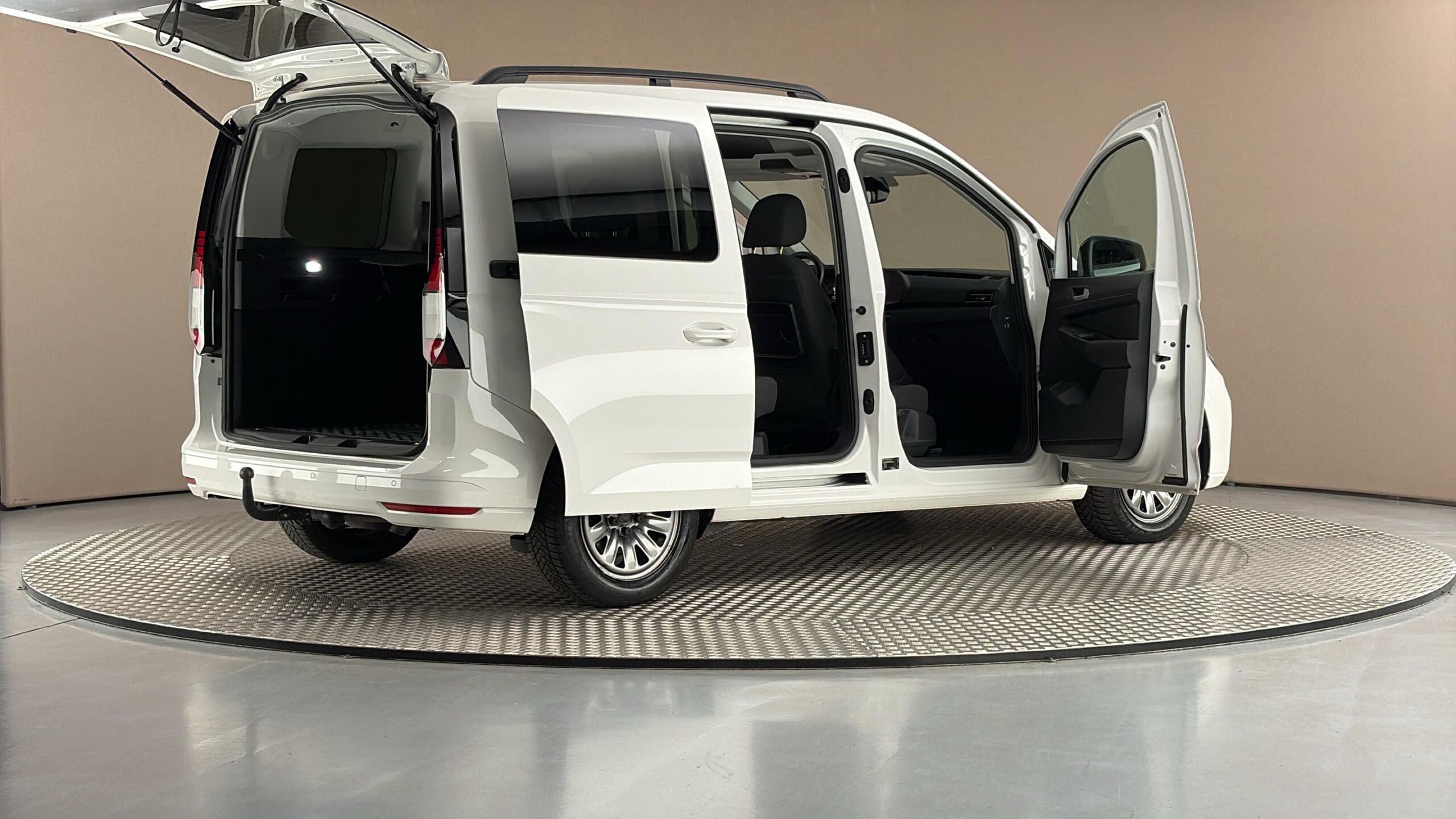 Volkswagen Caddy, 2.0 TDI Life - fotka 6