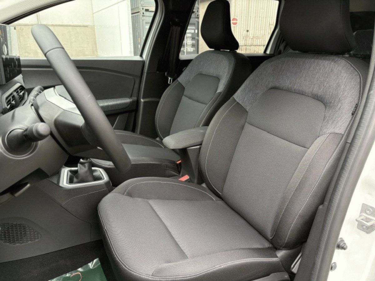 Dacia Jogger, Expression TCe 110 - fotka 6
