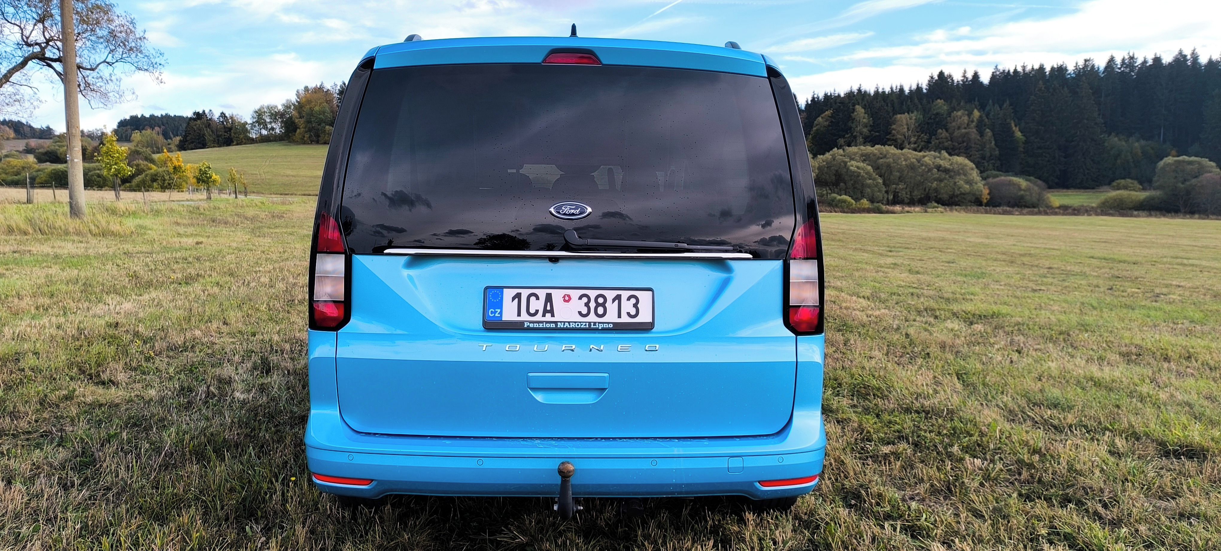 Ford Tourneo Connect, Grand 1.5, 85kW AT Titanium - fotka 5