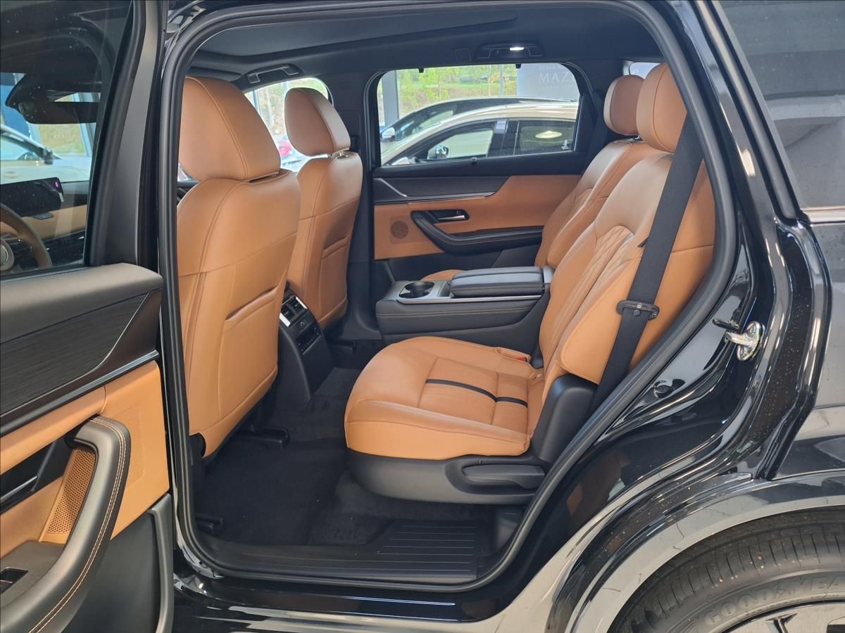 Mazda CX-80, 3.3 D 254k AWD AT8 HOMURA PLUS - fotka 4
