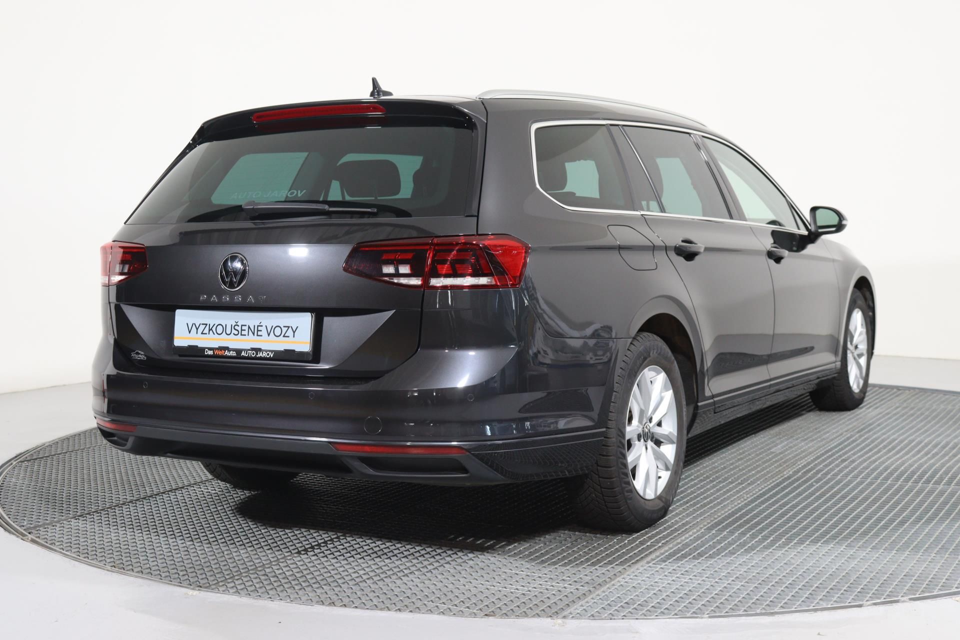 Volkswagen Passat, VARIANT BUSINESS 2.0 TDI DSG/ - fotka 2