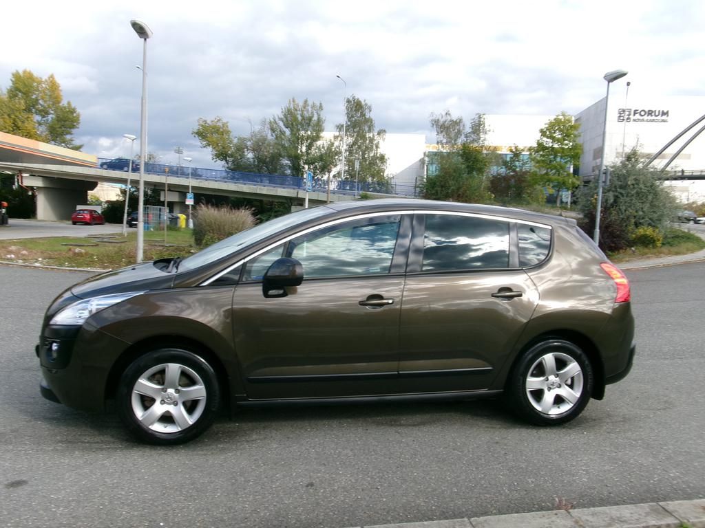 Peugeot 3008, 1.6 HDi KOUPENO ČR - fotka 2