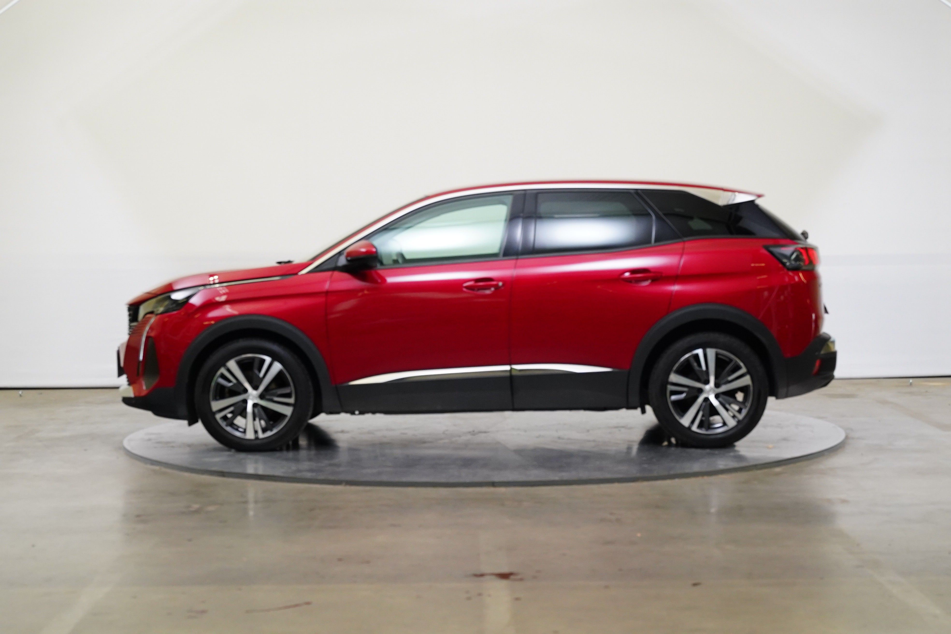 Peugeot 3008, 1.5 BlueHDi 96 kW Allure - fotka 3