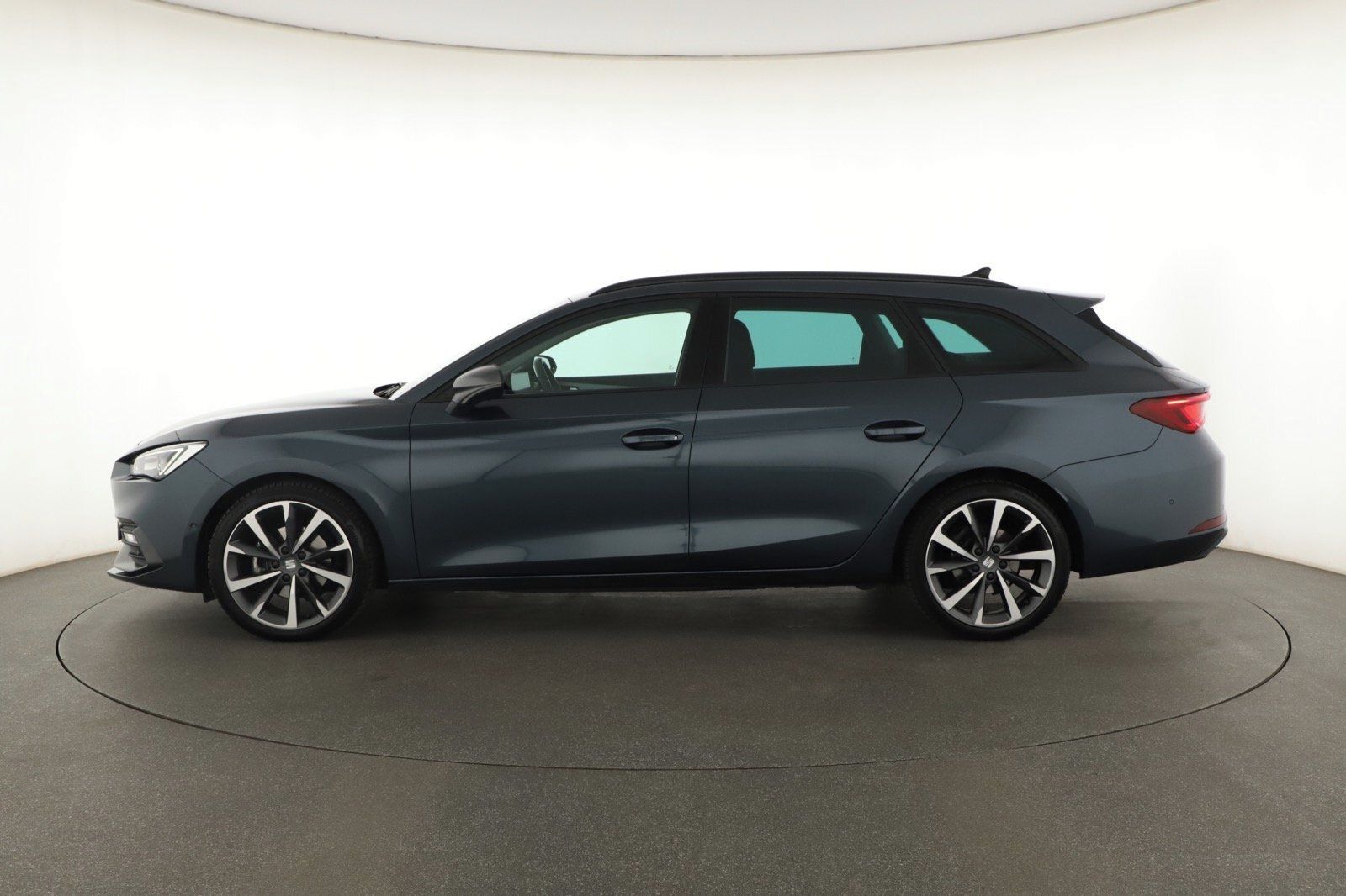 Seat Leon, 1.5 TSI, Automat, Serv.kniha - fotka 3