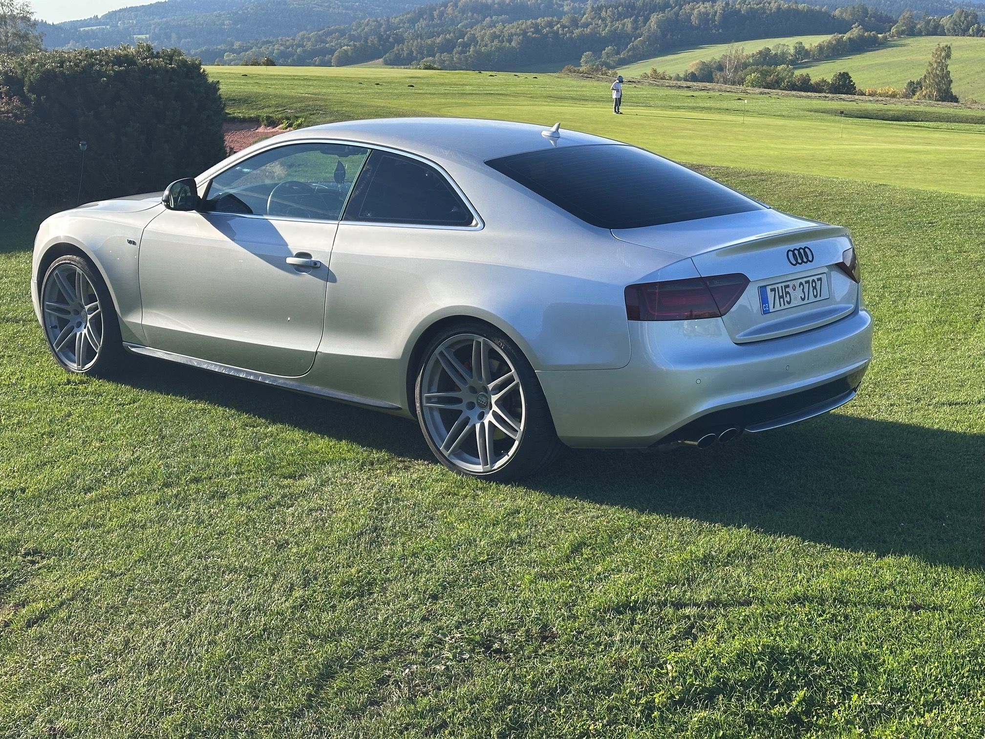 Audi S5, 4.2 FSI V8 , MANUÁL, QUATTRO - fotka 5