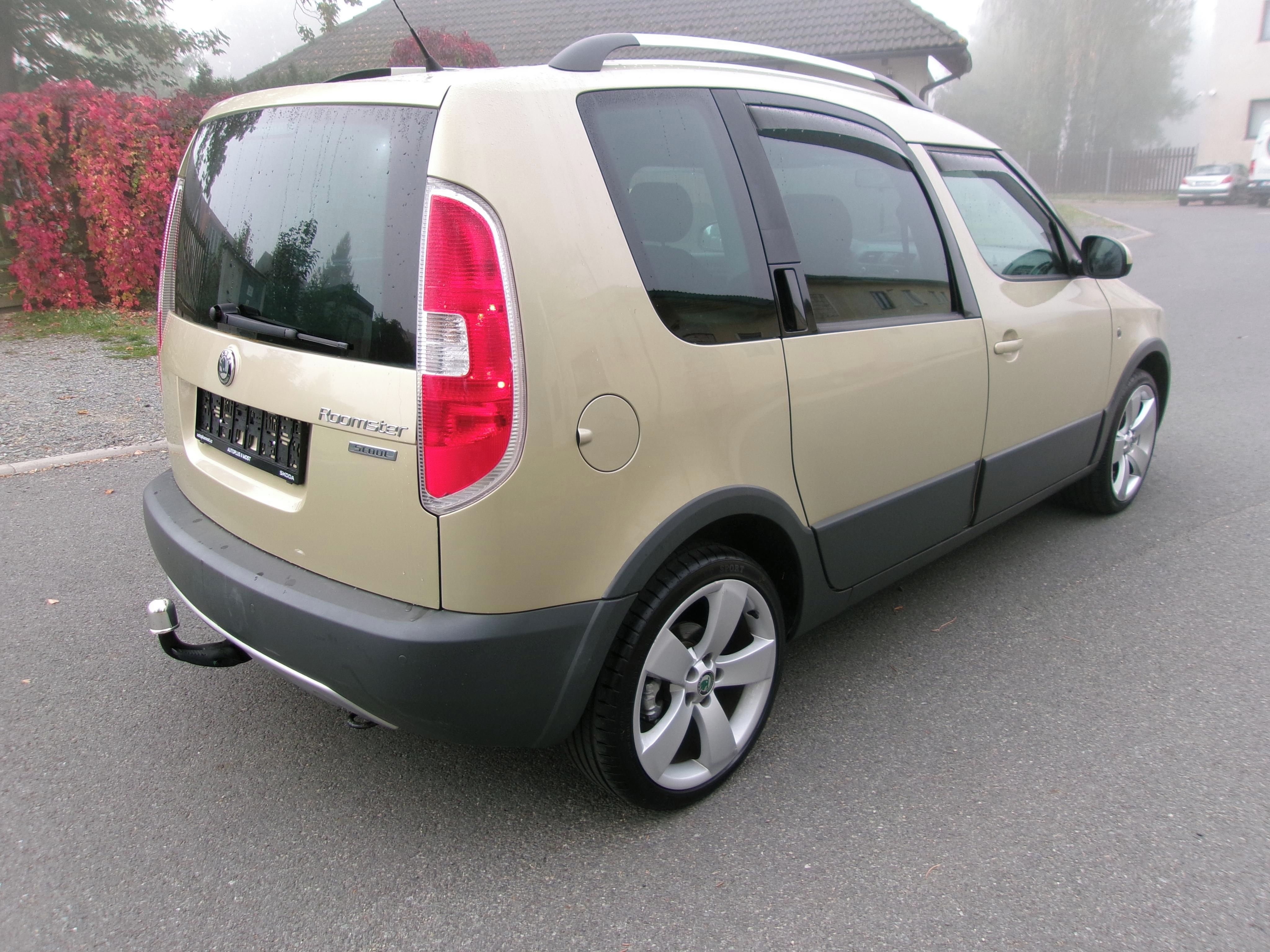 Škoda Roomster, 1,2TSI 77KW SCAUT - fotka 5