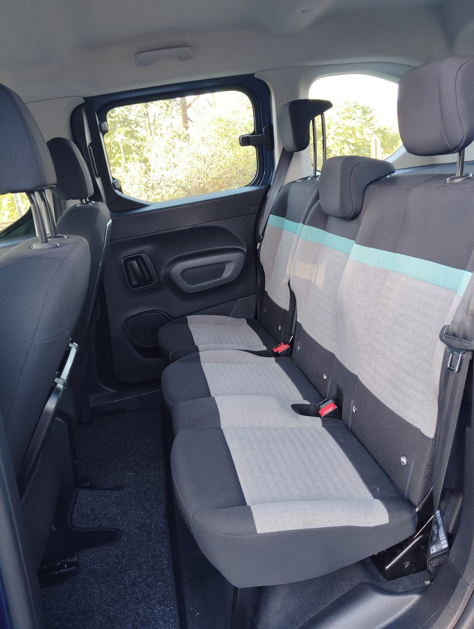 Citroën Berlingo, CITROËN BERLINGO 1.5 BlueHDi - fotka 6