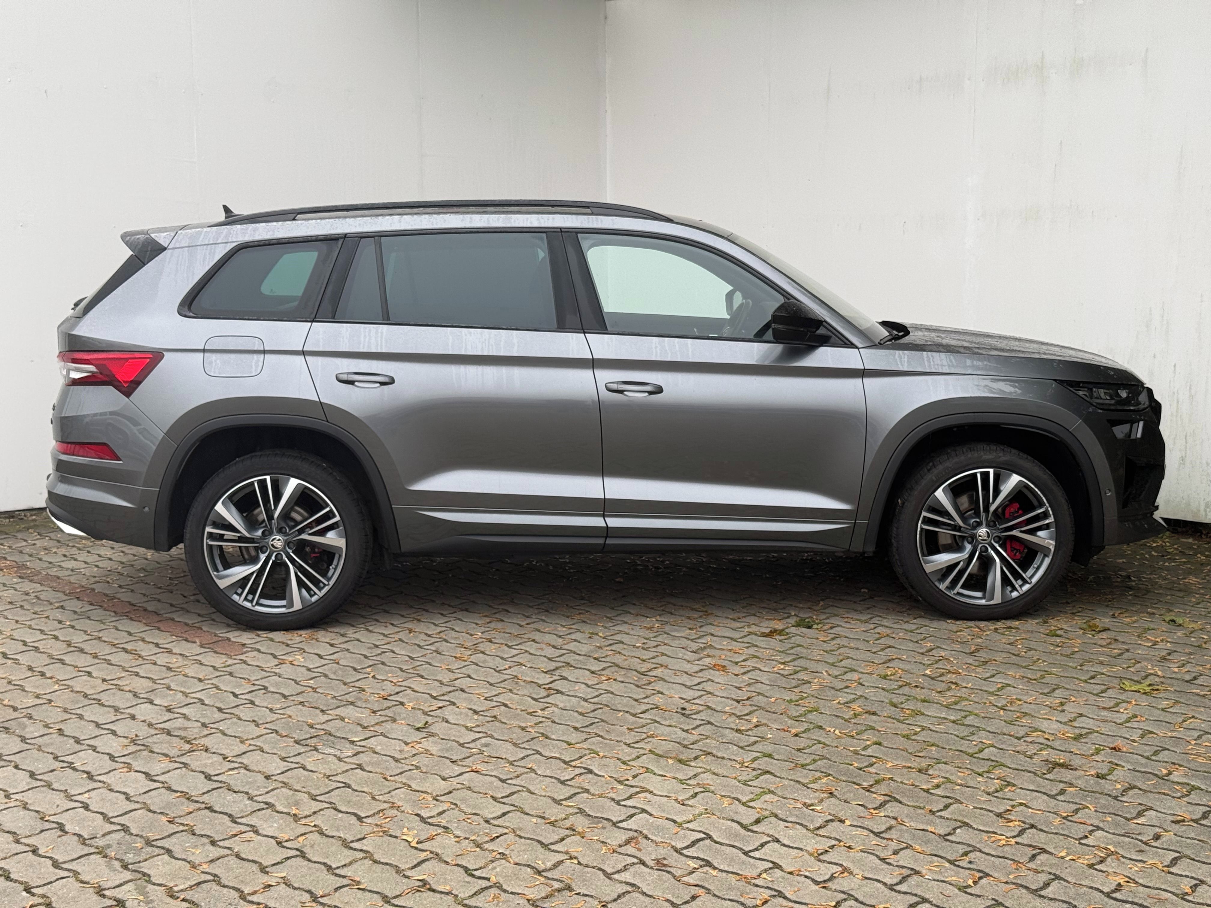 Škoda Kodiaq, 2,0 TSI / 180 kW 4x4 RS - fotka 4