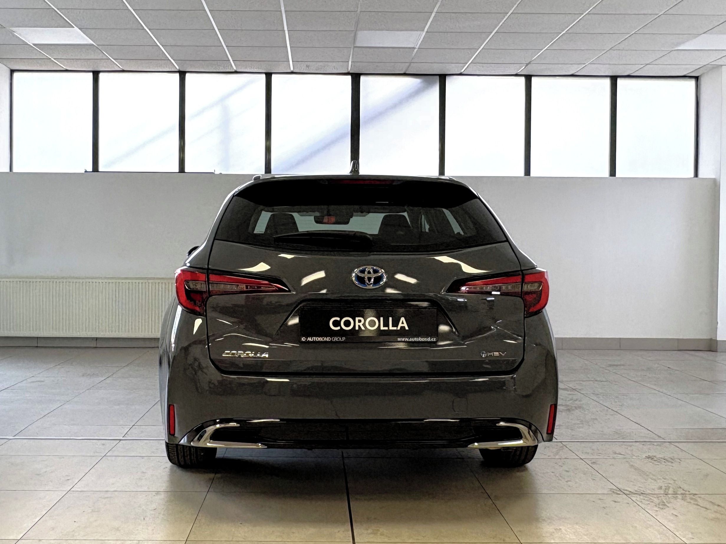 Toyota Corolla, TS, Style, 1,8HEV, 4x2 - fotka 4