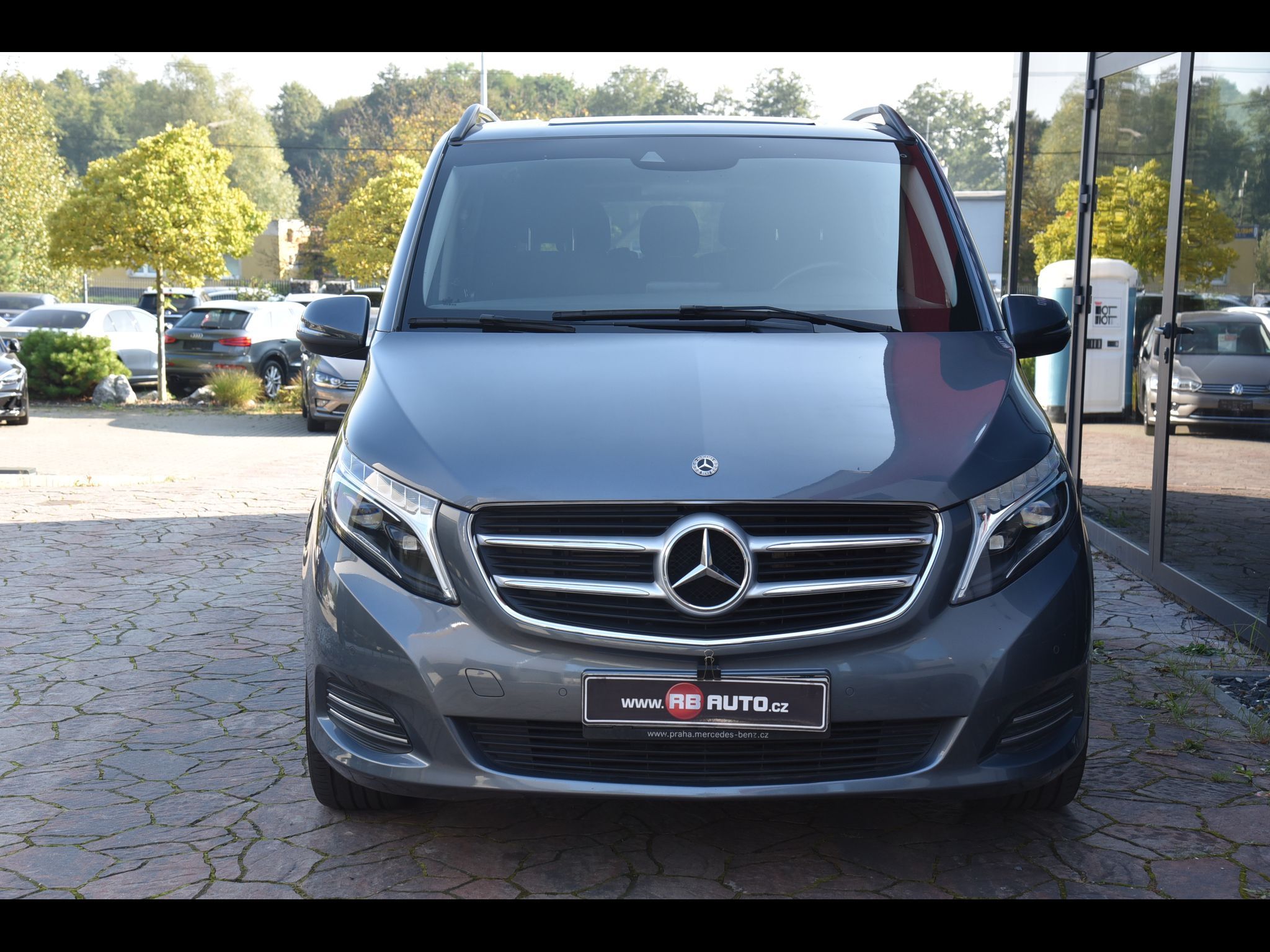 Mercedes-Benz Třídy V, 2.2 CDi 140 kw 7-míst - fotka 3