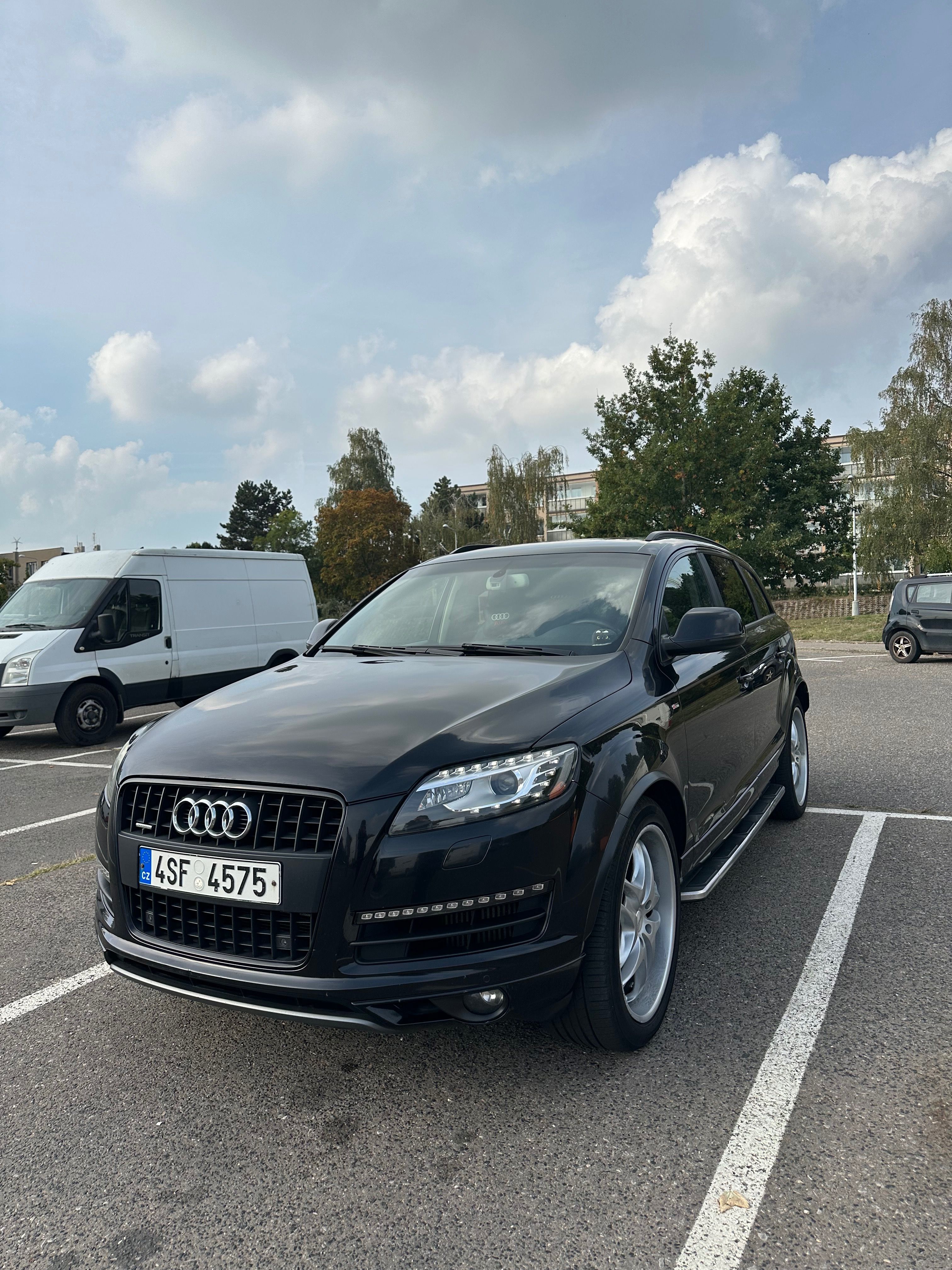 Audi Q7, 3.0 TDI. 180 kW 4*4