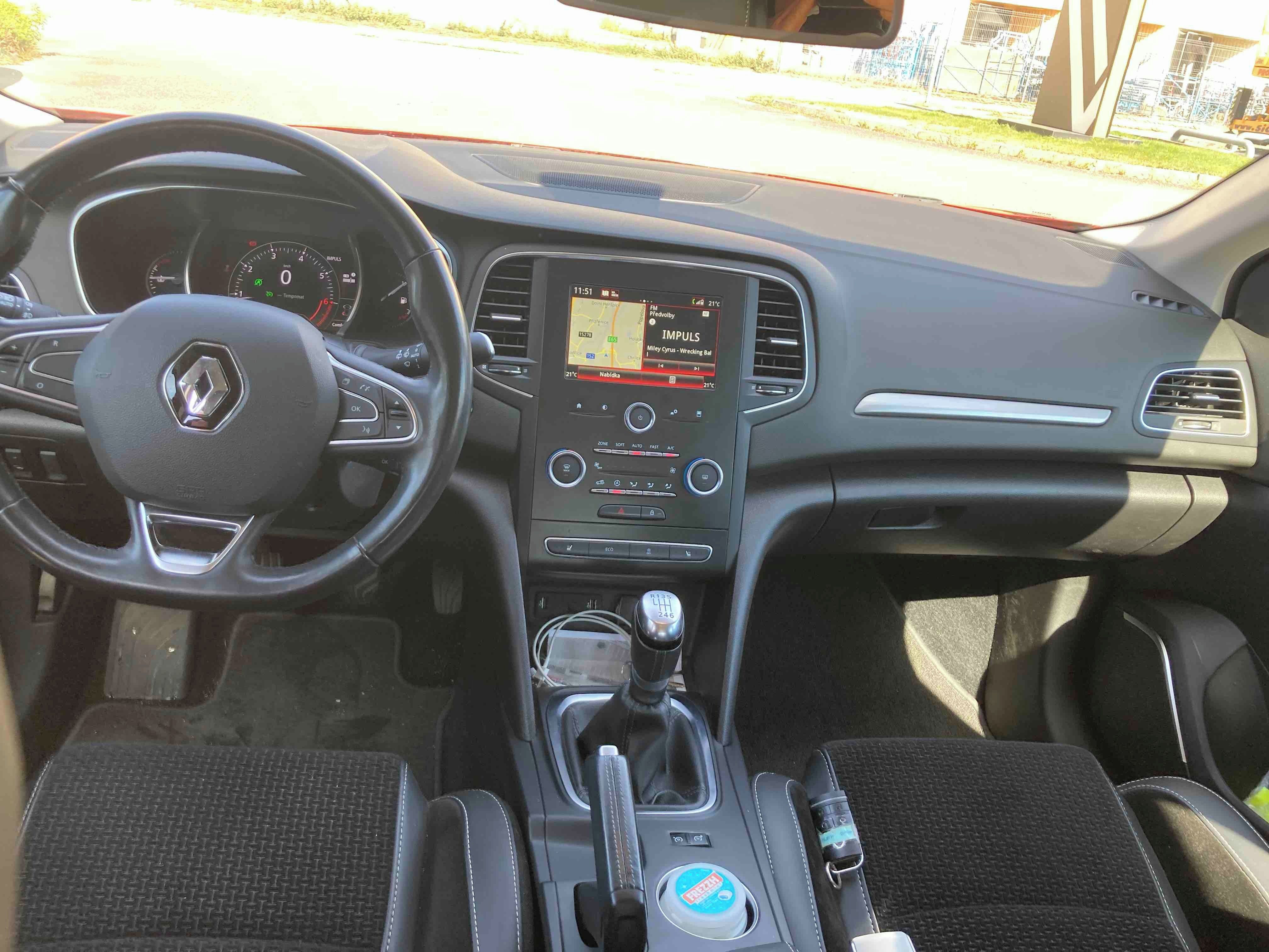 Renault Mégane, 1,3 TCe 85 kw,Intens 2020 - fotka 6