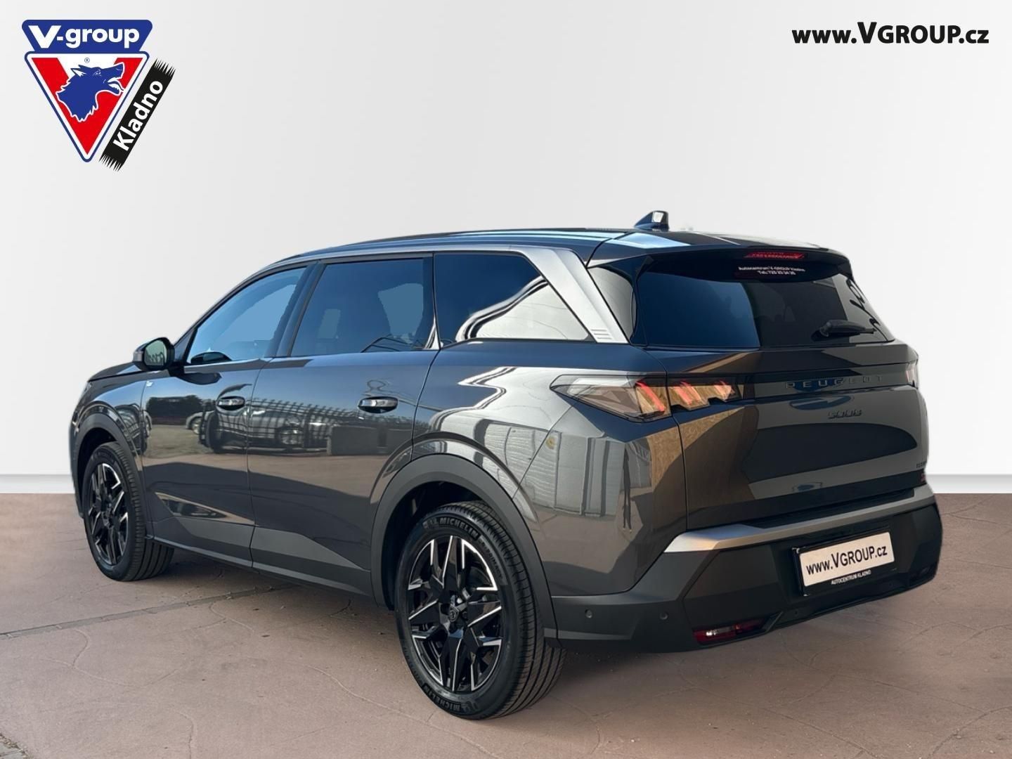 Peugeot 5008, Business Hybrid 145 e-DCS6 - fotka 3