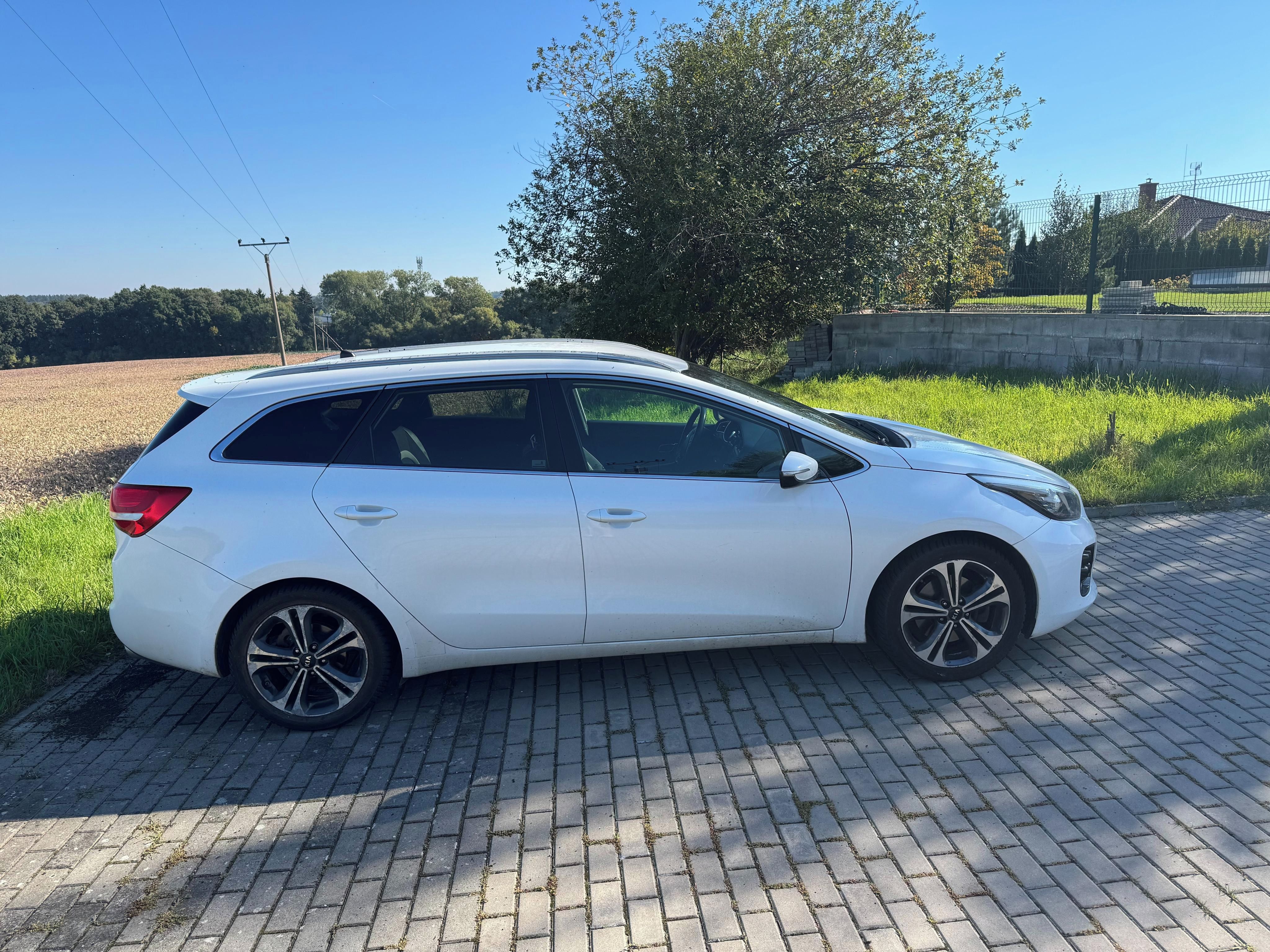 Kia Cee´d SW, 1.0 T-GDI GT-line - fotka 4