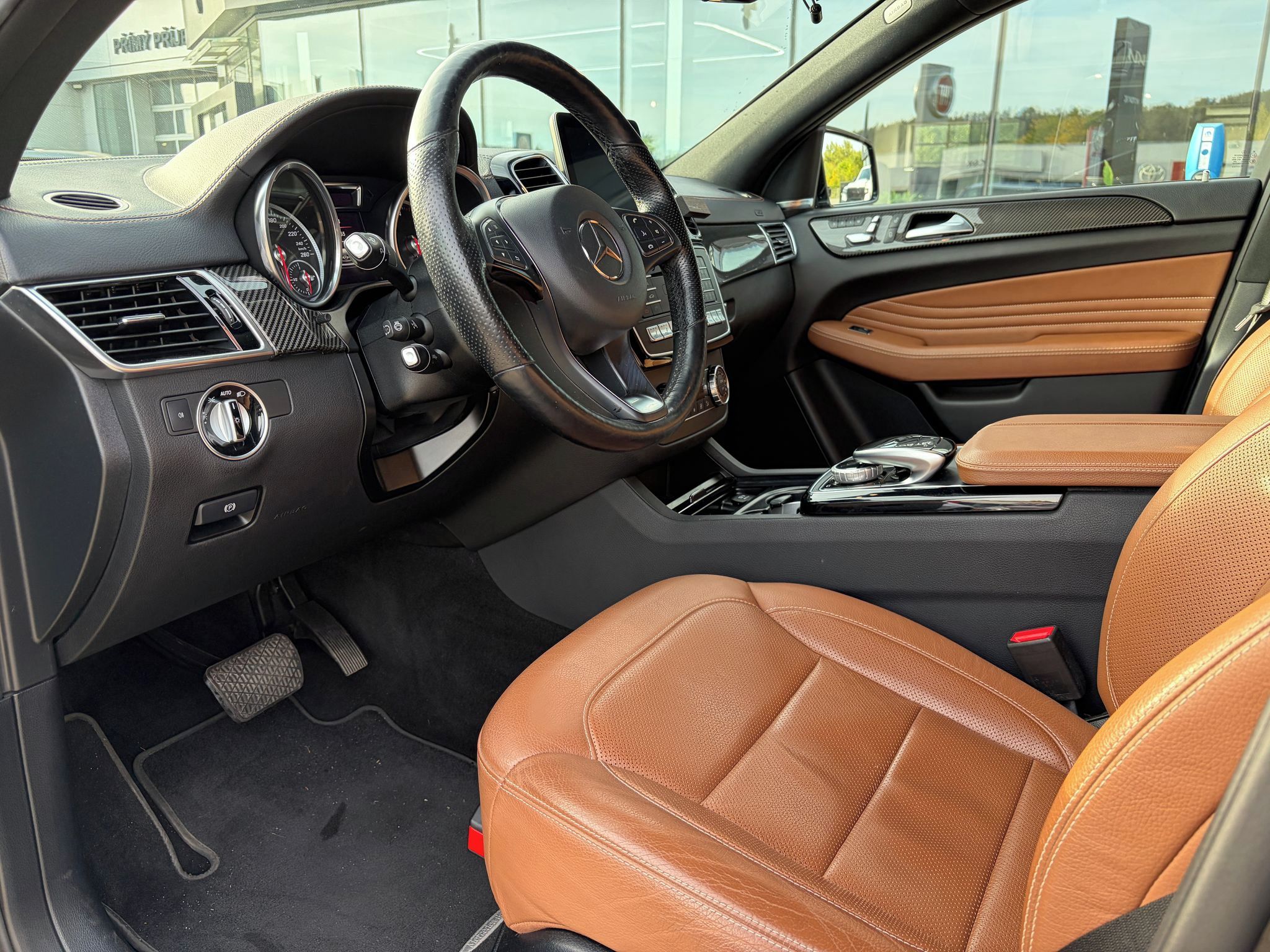 Mercedes-Benz GLE, 350 CDI 4MATIC AT7 - fotka 5