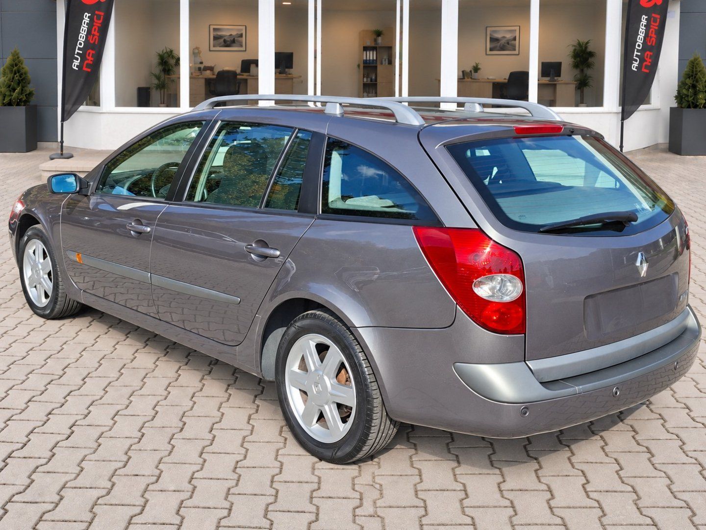 Renault Laguna, 1.9dCi 79kW - fotka 6