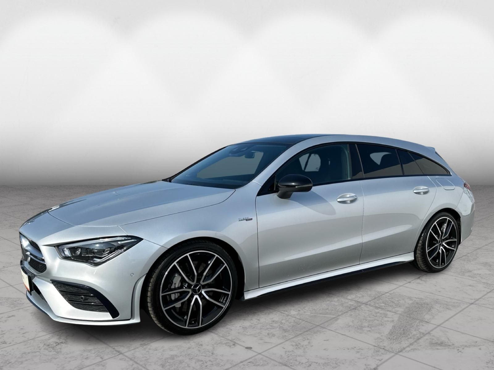 Mercedes-Benz CLA, 35 AMG 4Matic 225 kW, Tažné