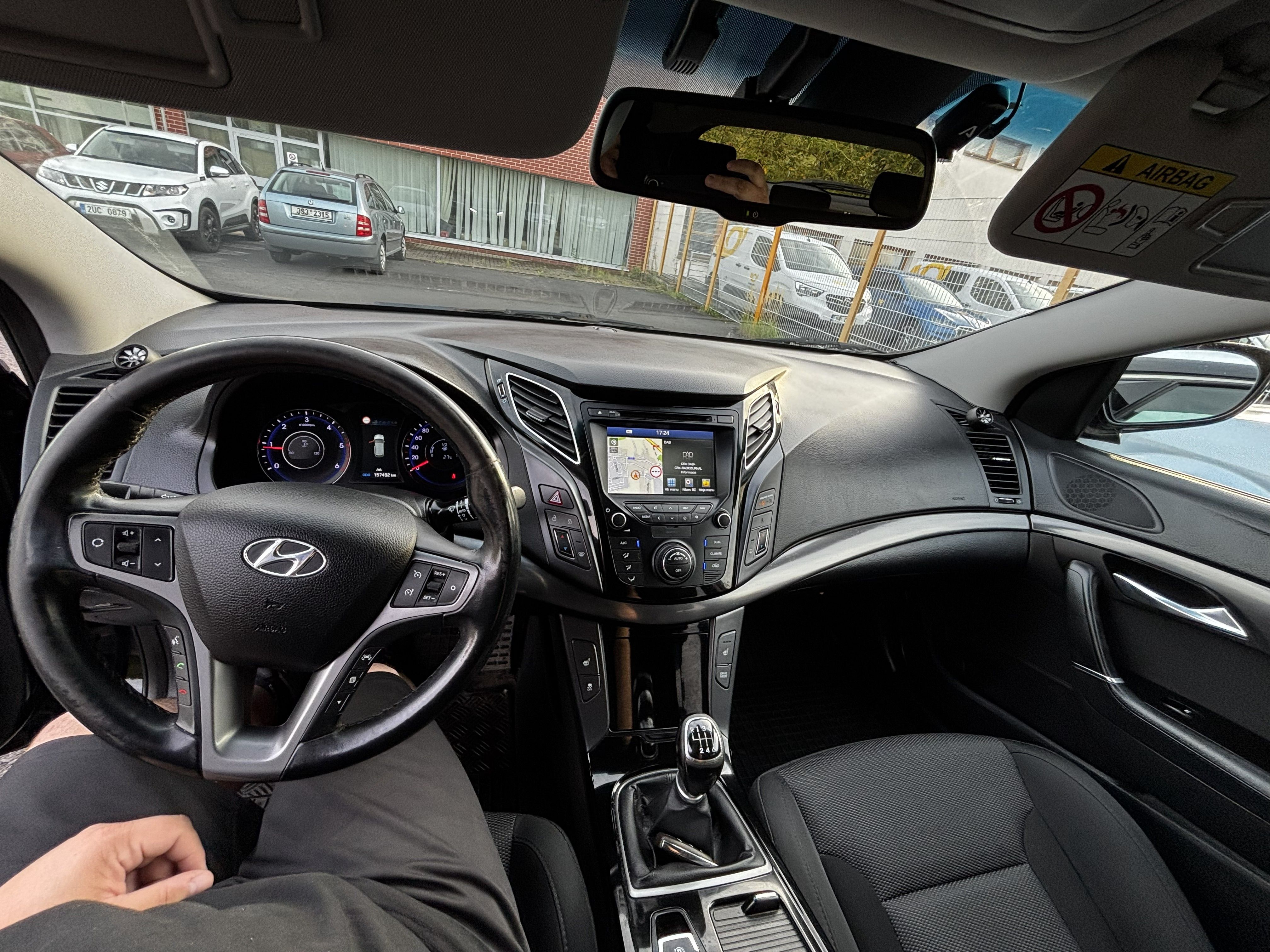 Hyundai i40, 1,7 CRDI, 2015, plná výbava - fotka 5