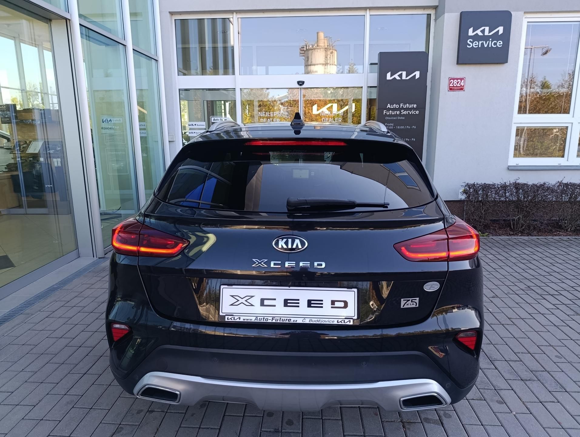 Kia XCee´d, 1.4.T-GDi 110KW 7DCT ČR.1 - fotka 4
