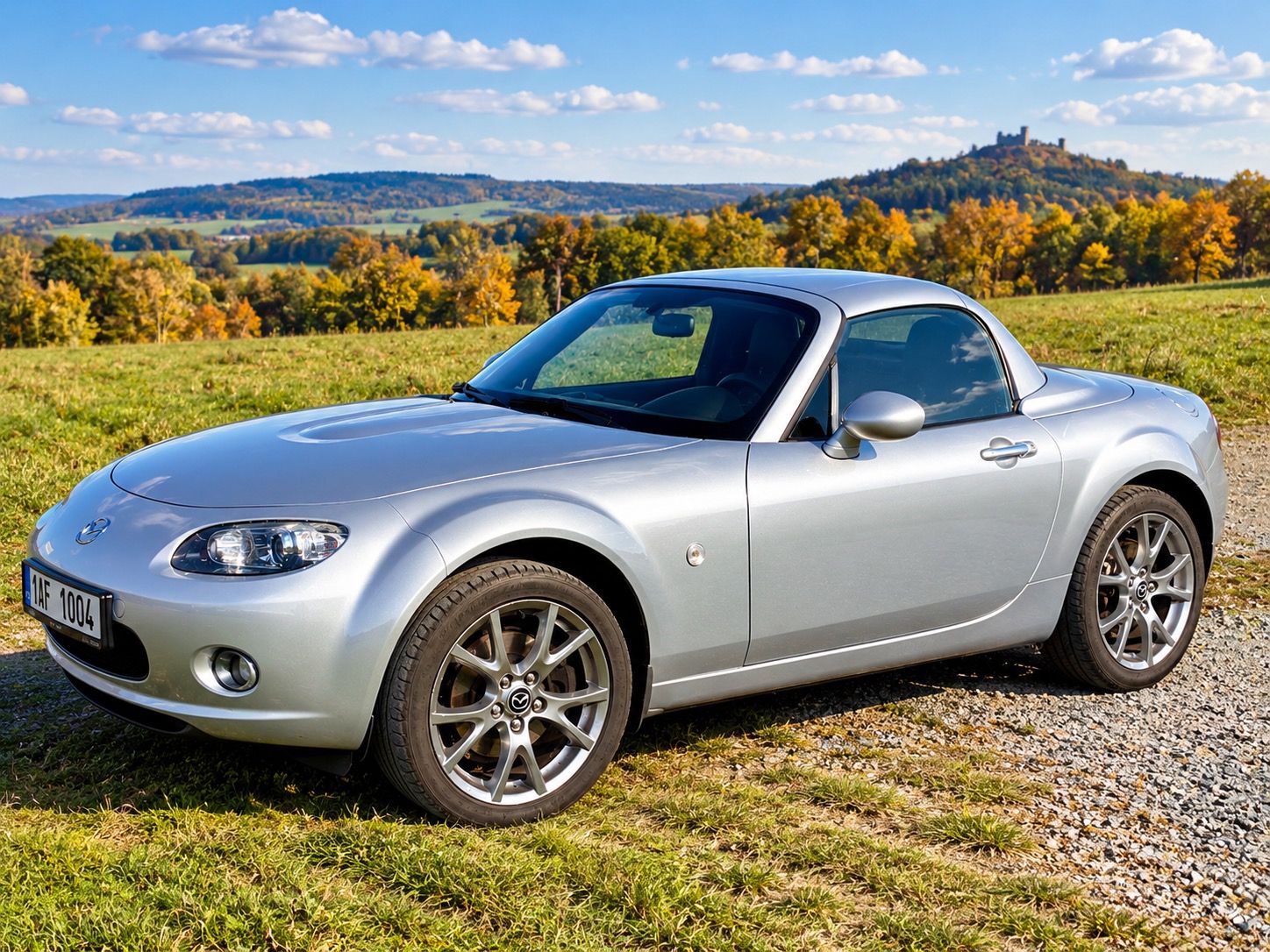Mazda MX-5 - fotka 2