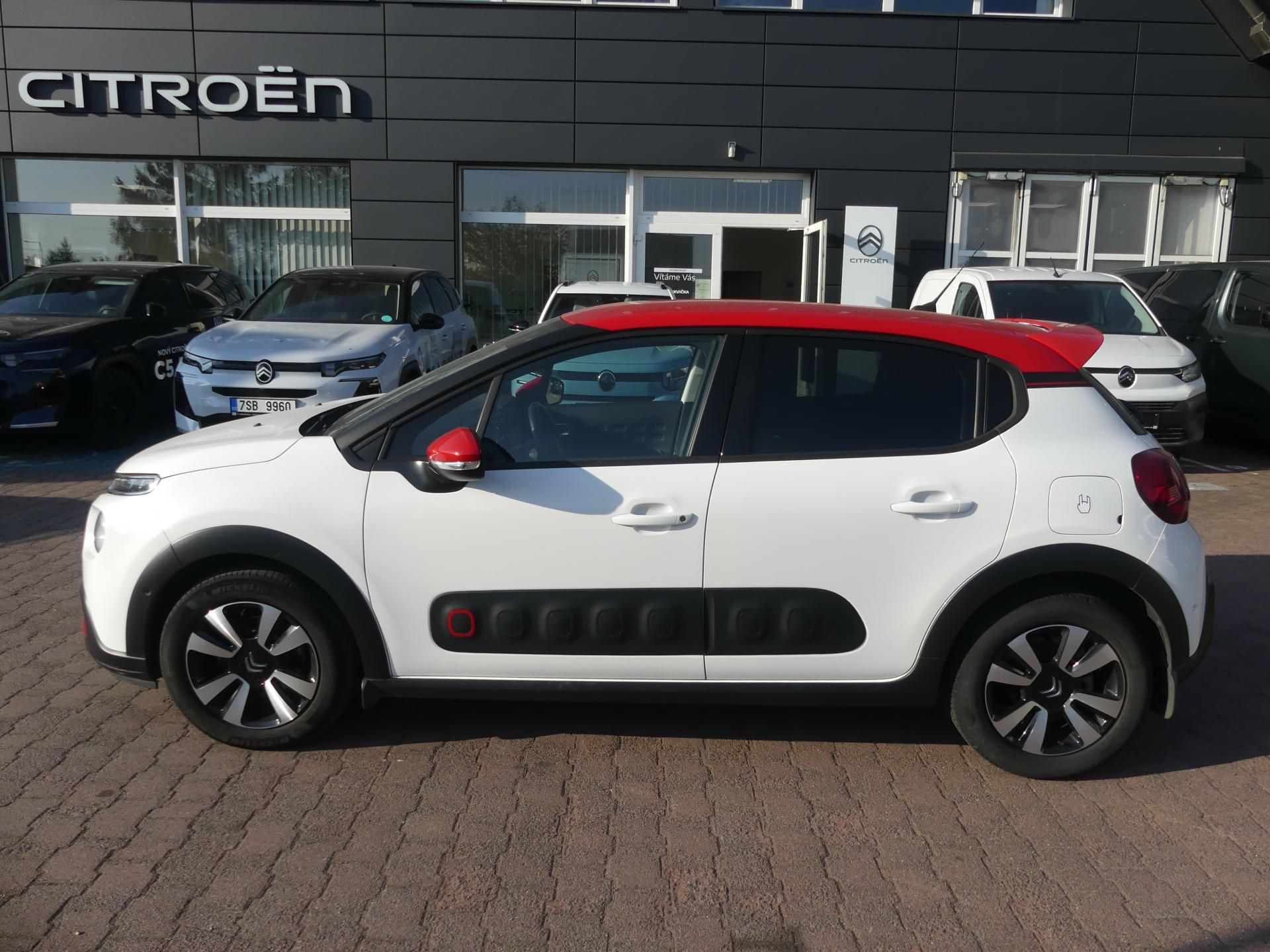 Citroën C3, 1,2 PT 110 EAT6 odečet DPH - fotka 6