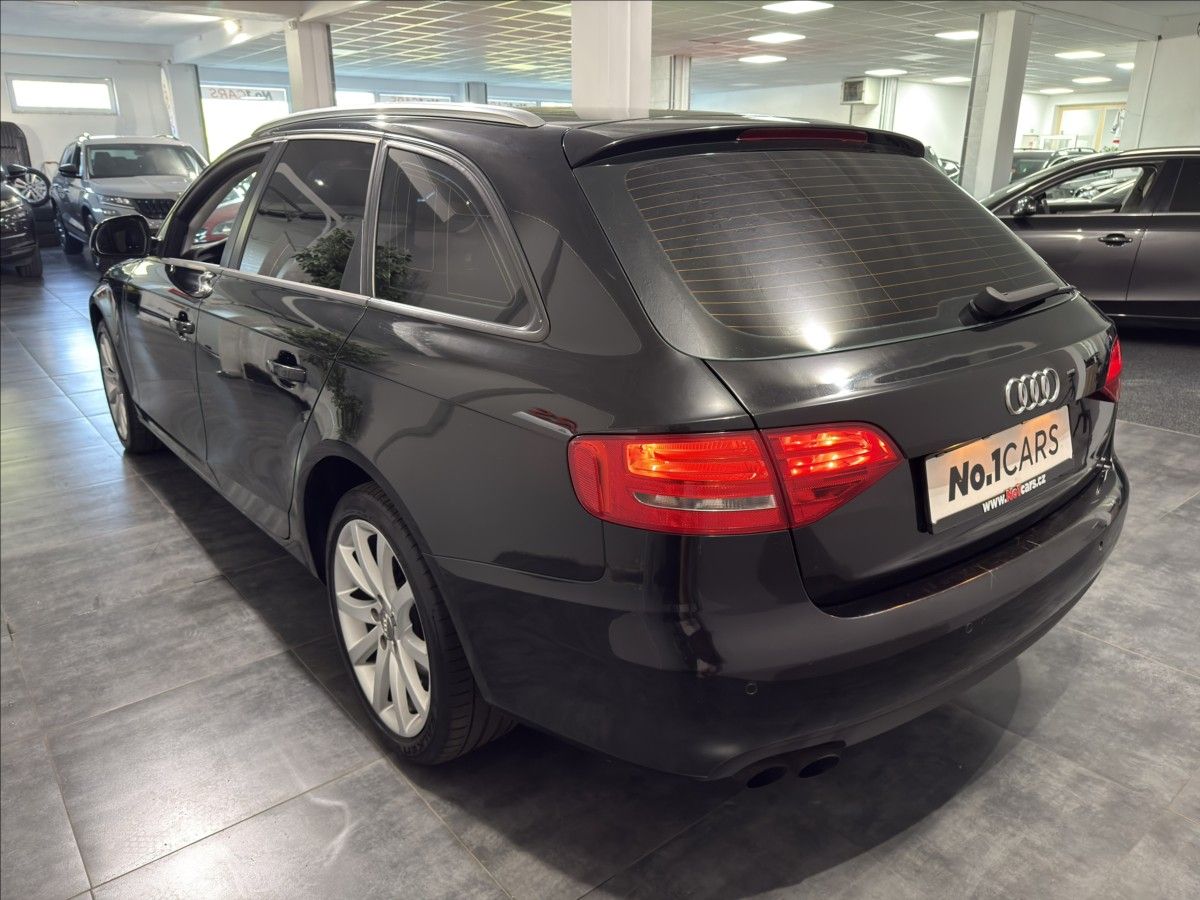 Audi A4, 1,8   TFSI B8 BI-XENON ALU R18 - fotka 4