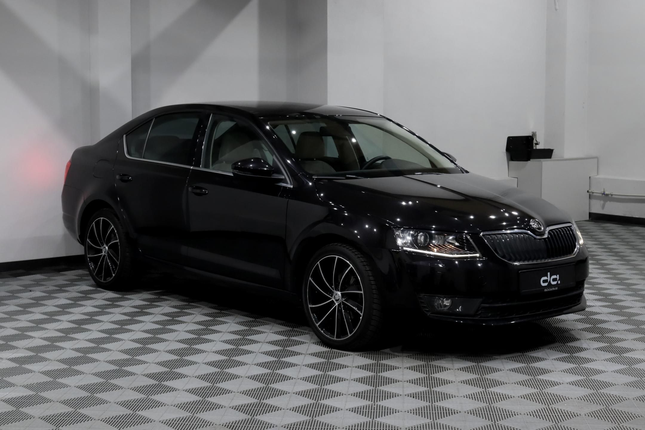 Škoda Octavia, 3 1.4 TSI 110 kW - fotka 2