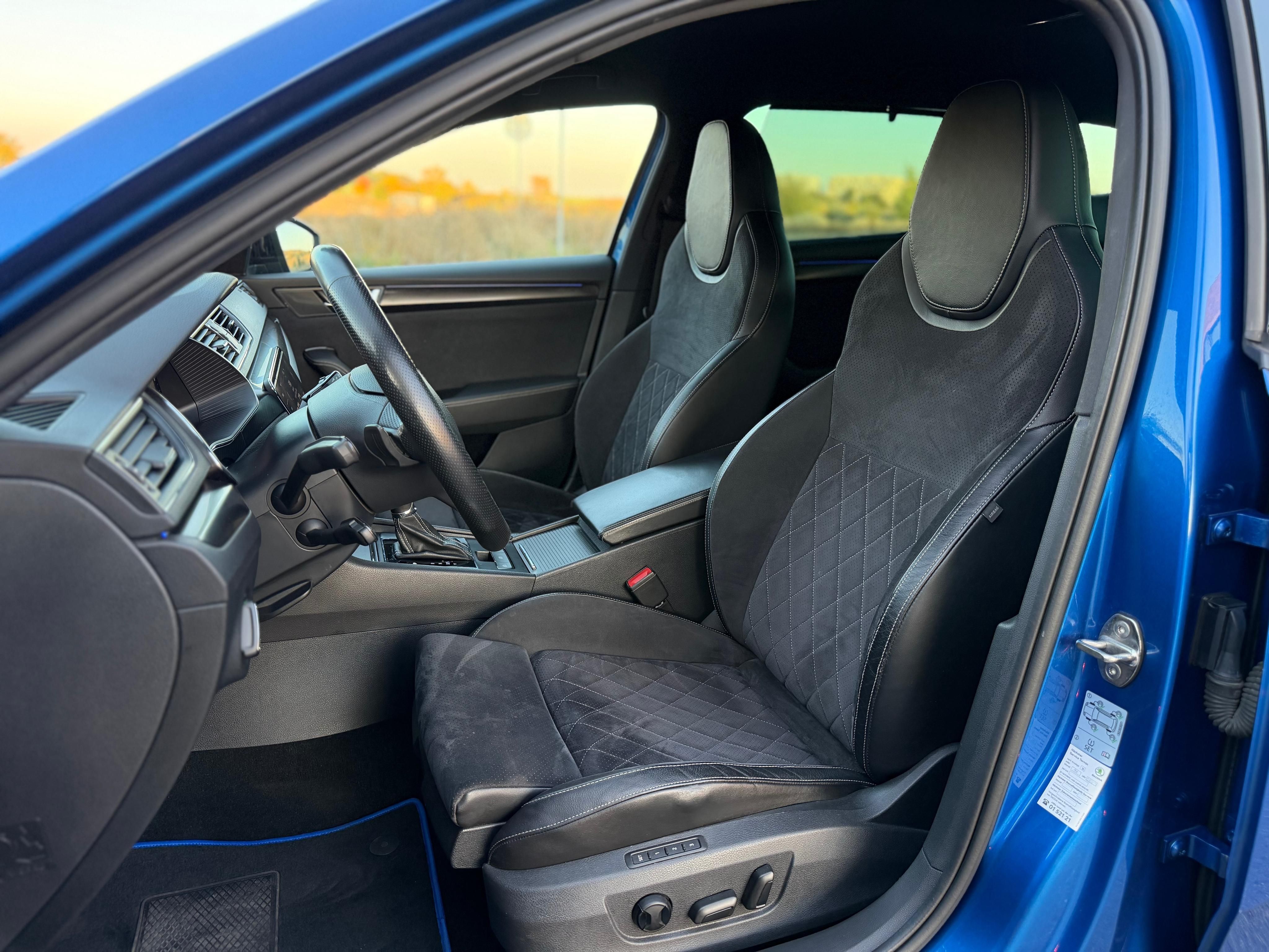 Škoda Superb, SPORTLINE WEBASTO TAŽNÝ - fotka 6
