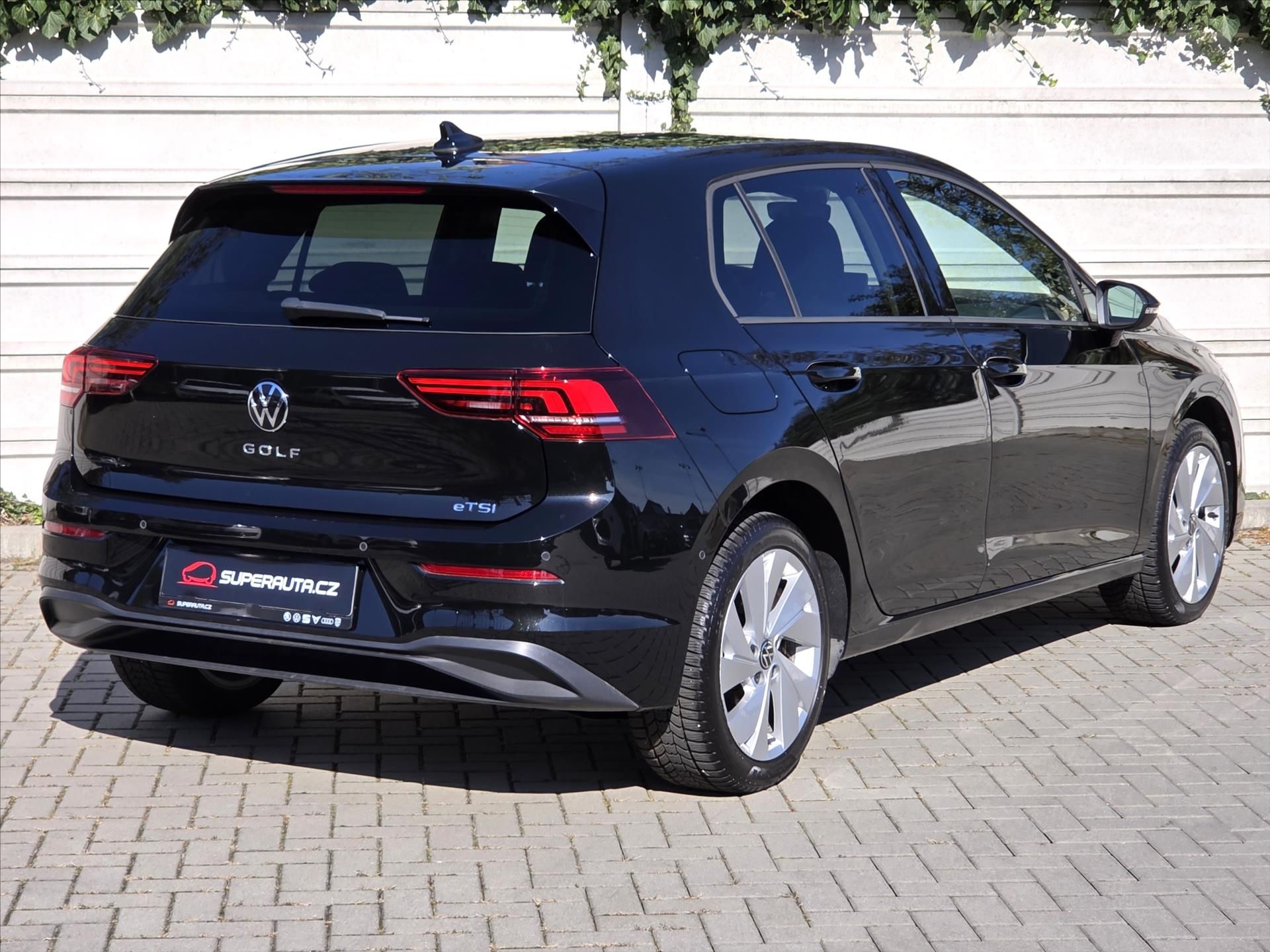 Volkswagen Golf, 1,5 eTSi 110kW DSG Tov.záruka - fotka 6
