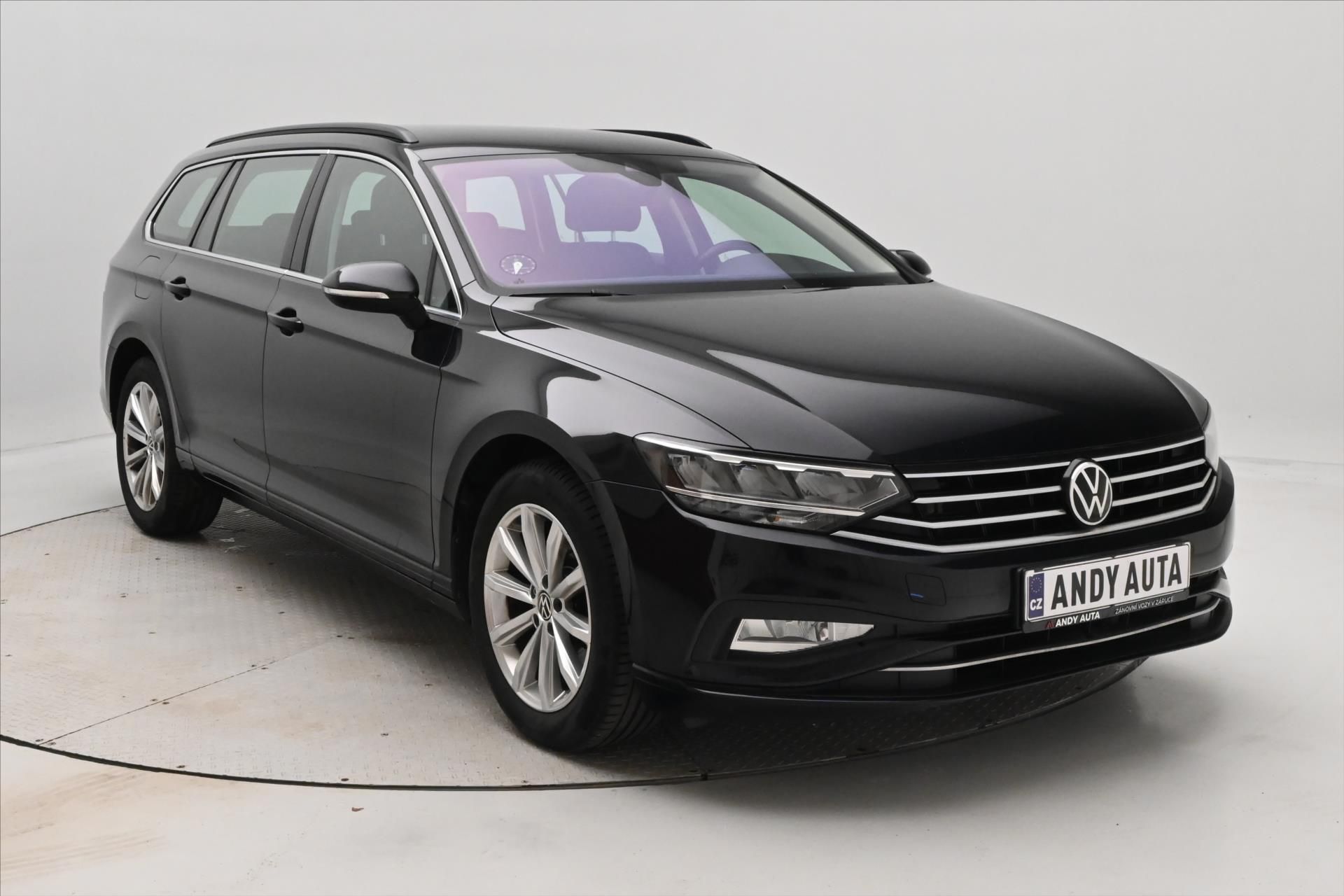 Volkswagen Passat, 1,5 TSI 110kW DSG Business Plu - fotka 3