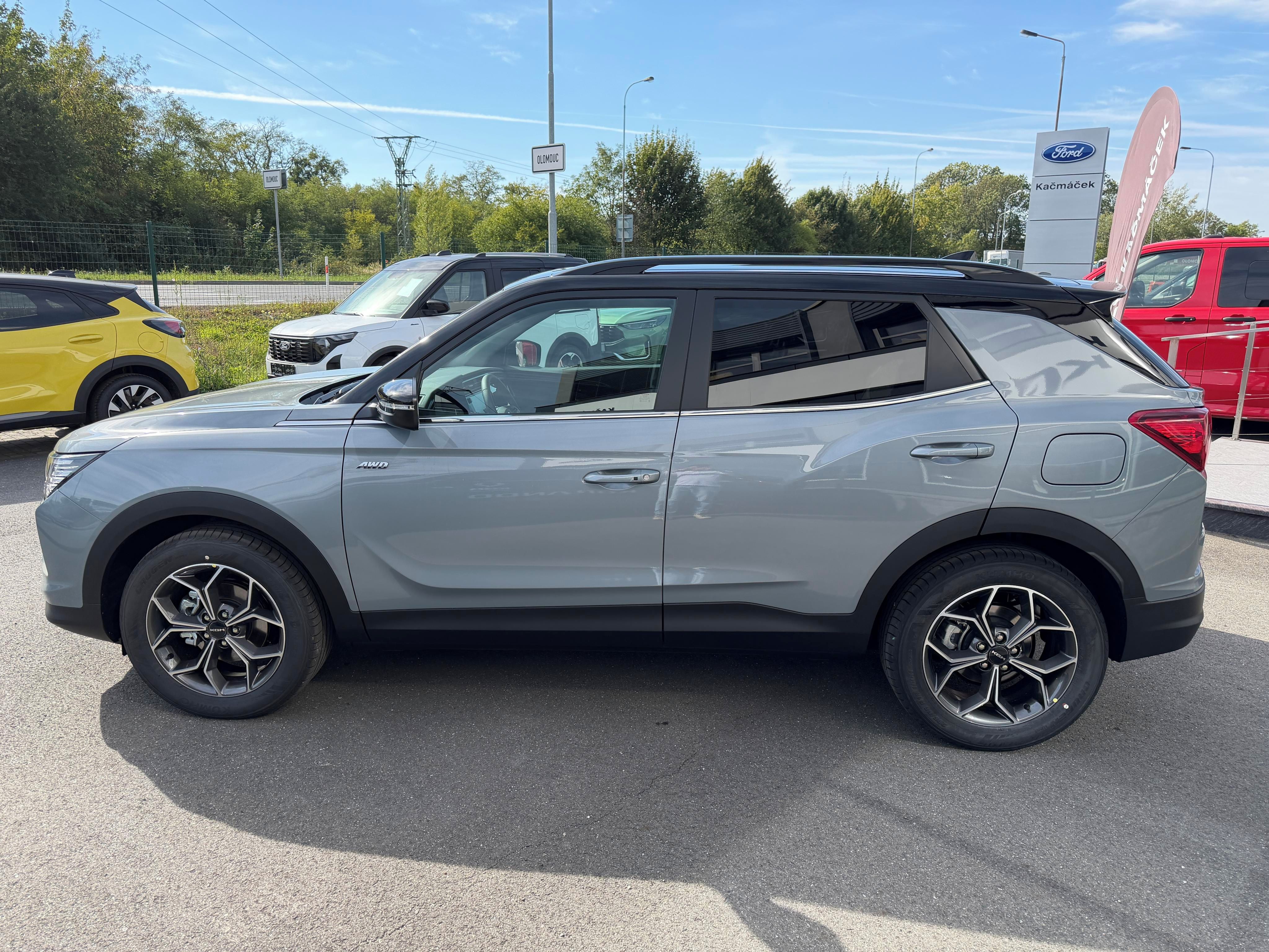 KGM Korando - fotka 6