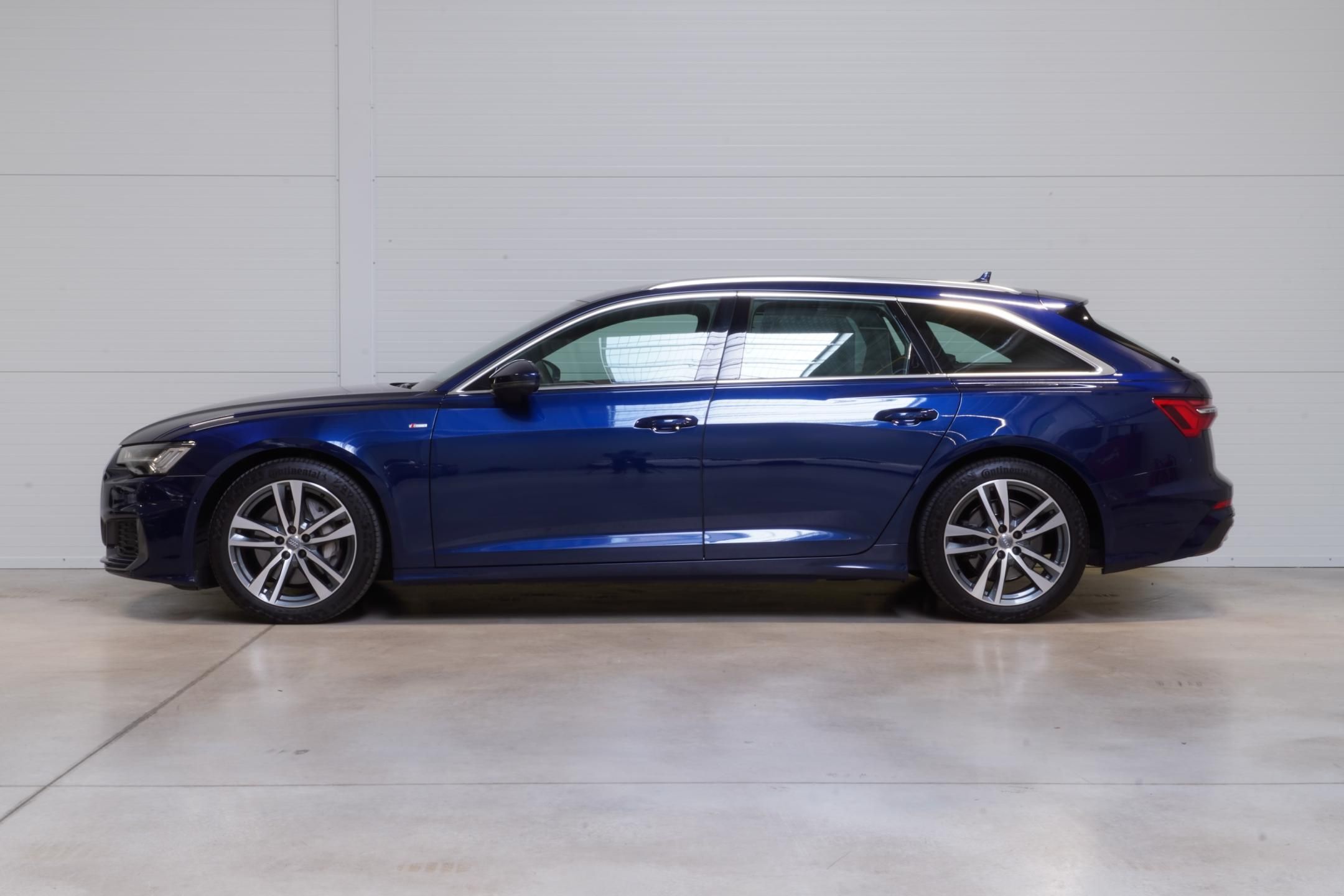 Audi A6, 50TDI,S-LINE,ČR,1MAJ,HUD,Tažné - fotka 5