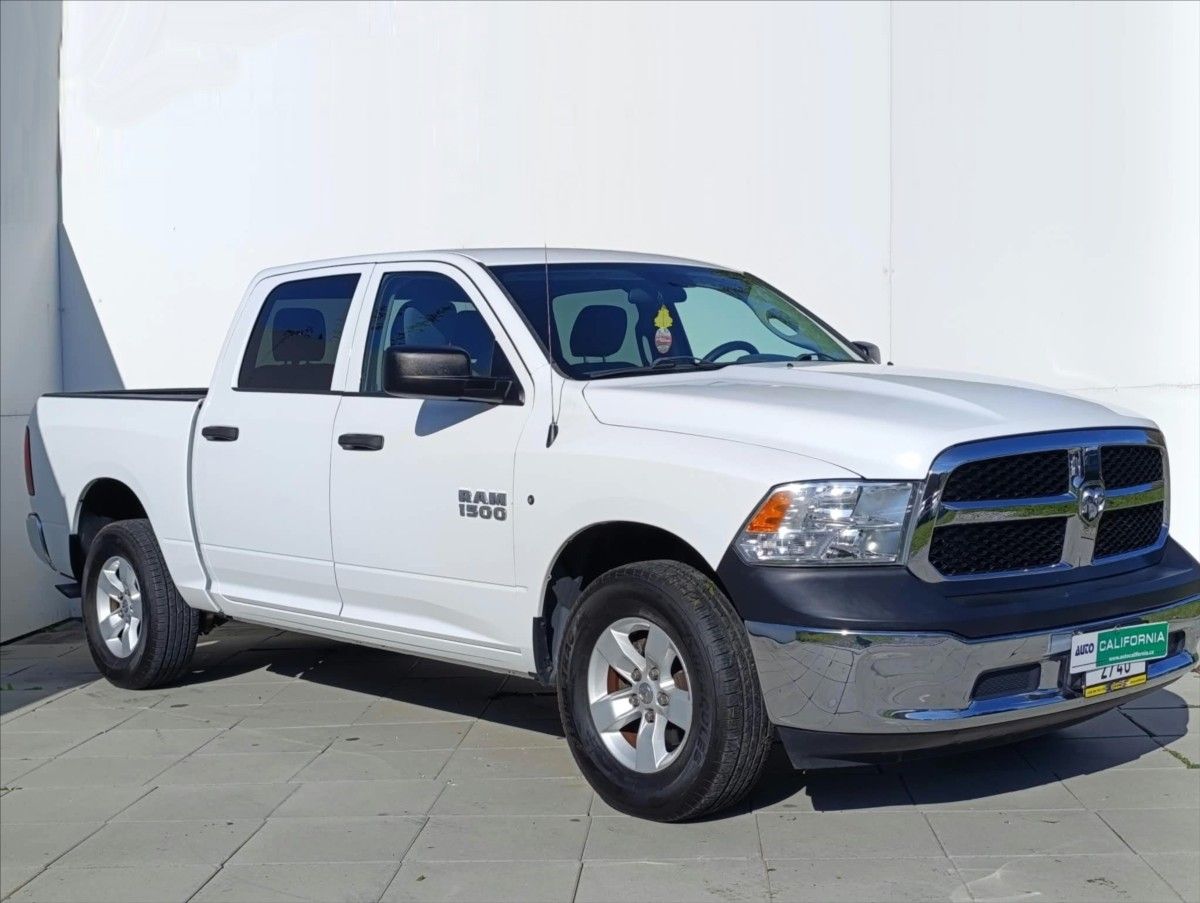 Dodge Ram 1500, 3,6 i 4x4 Automat 6míst Tažné - fotka 5