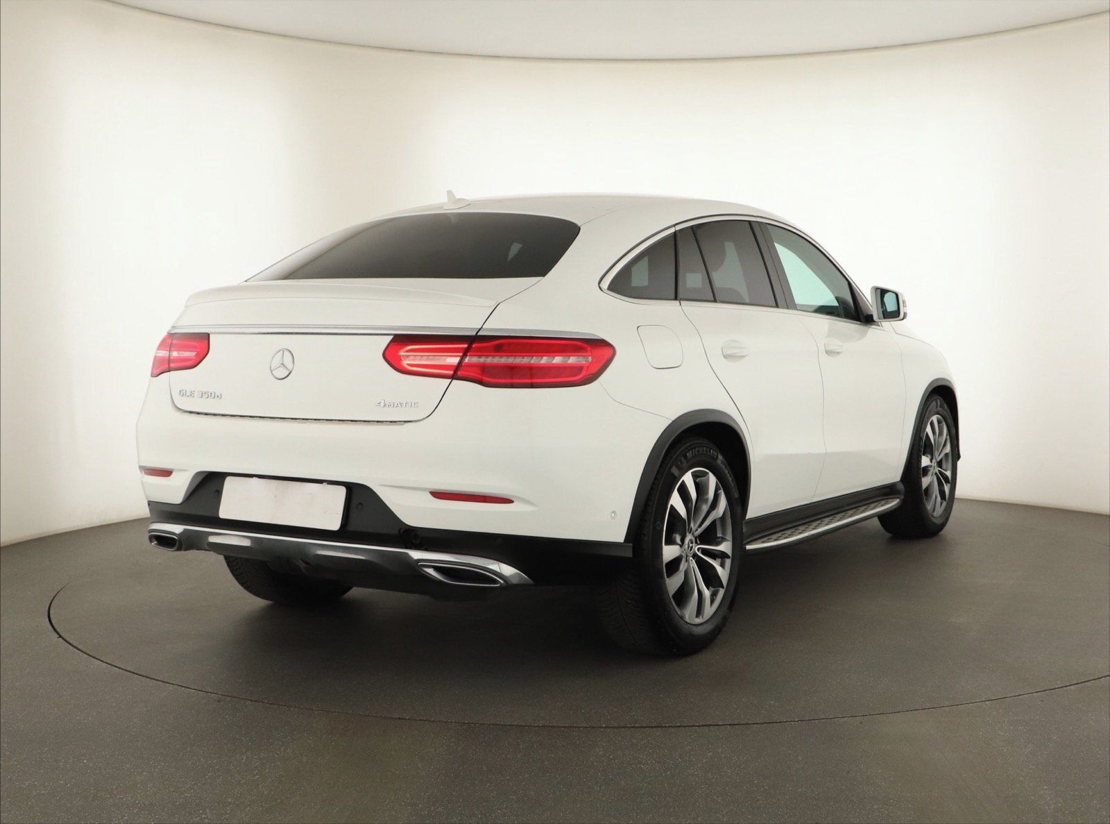 Mercedes-Benz GLE, d 4MATIC, 4X4, Automat - fotka 5
